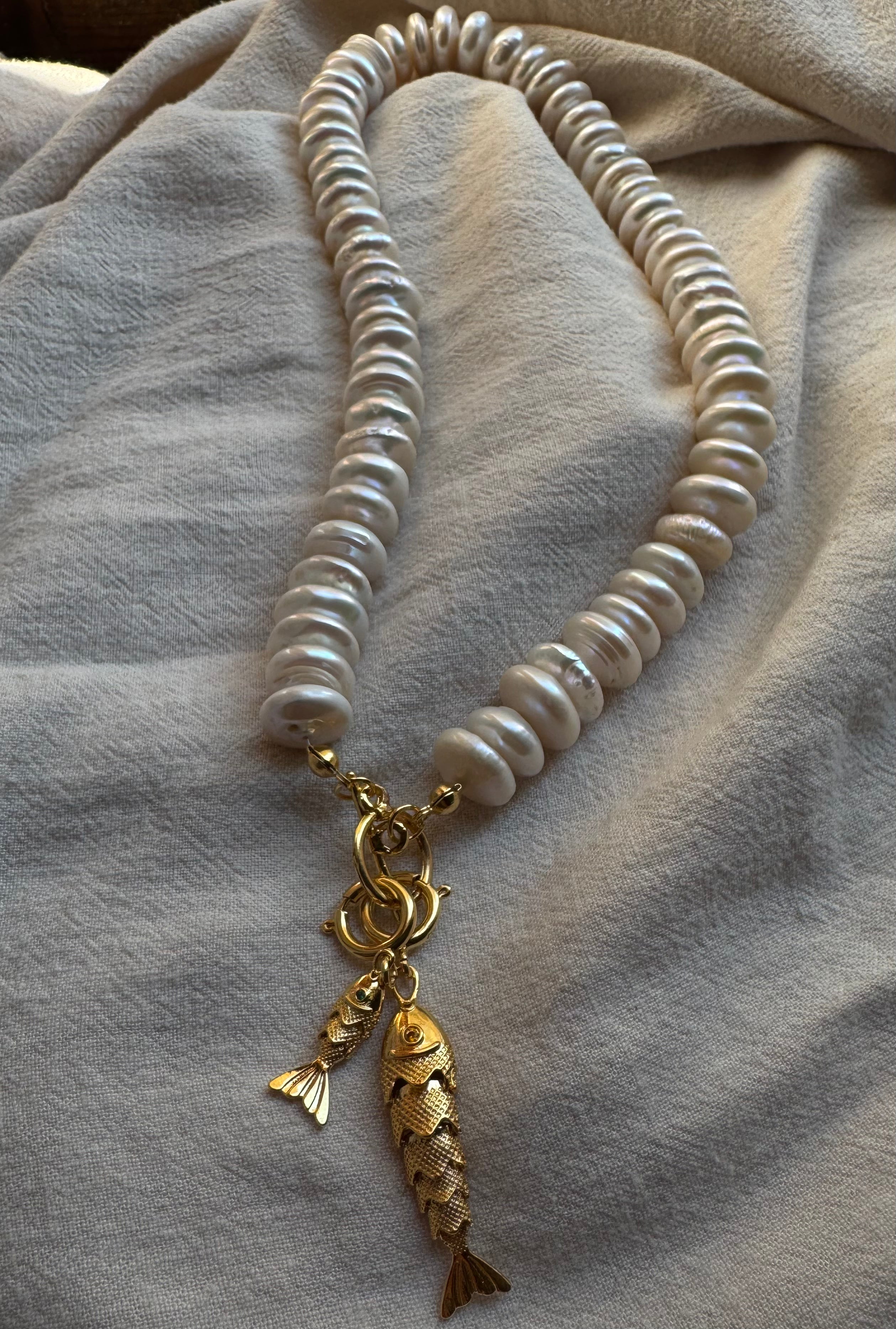 BABY KOIYA CHARM EMERALD- KOLYE UCU