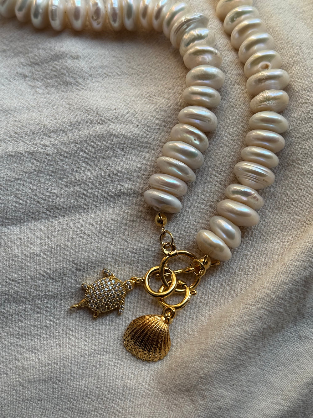 MATIERE ROUGE CORAL NECKLACE