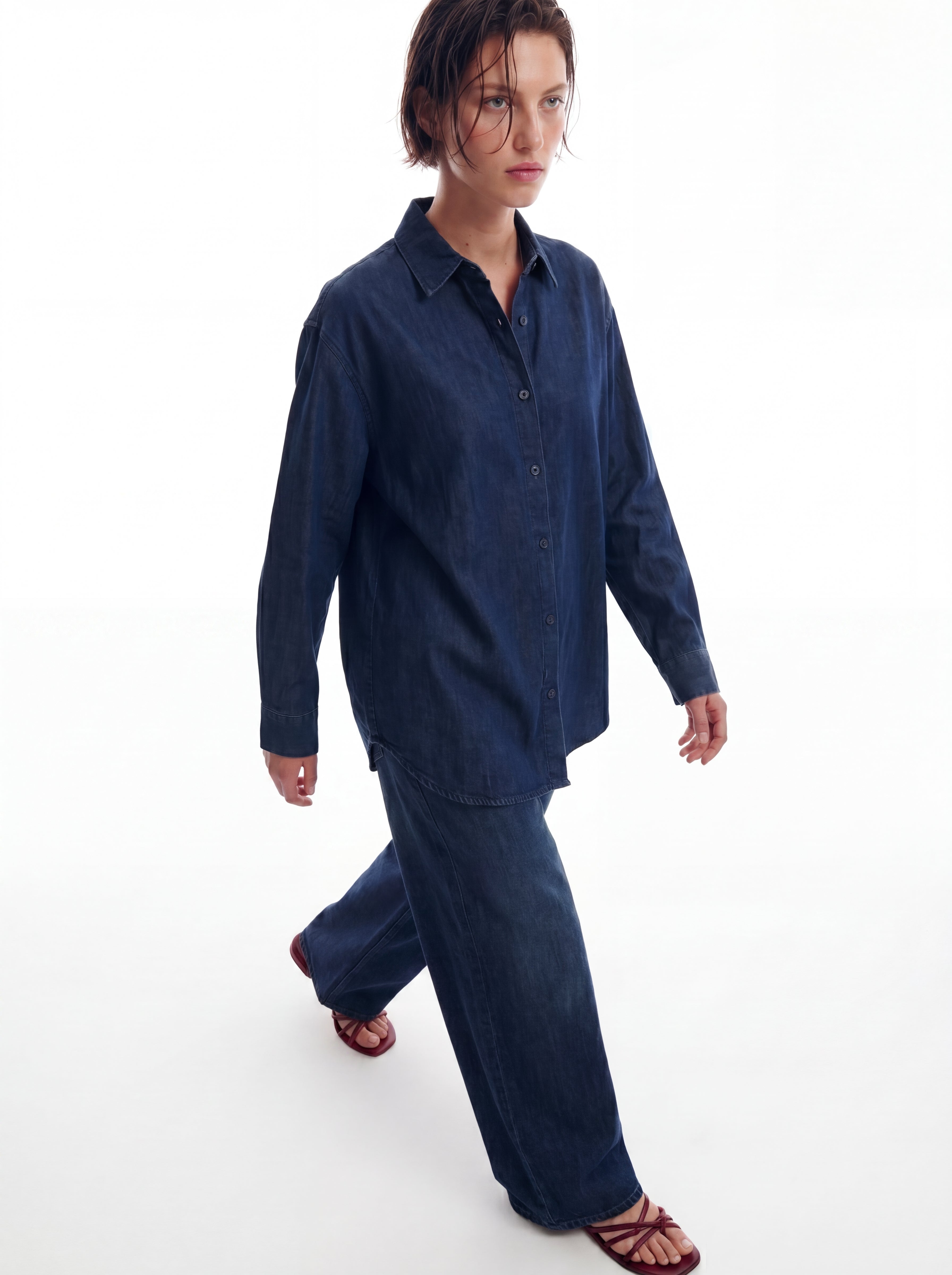 KLASIK YAKA OVERSIZE DENIM GOMLEK