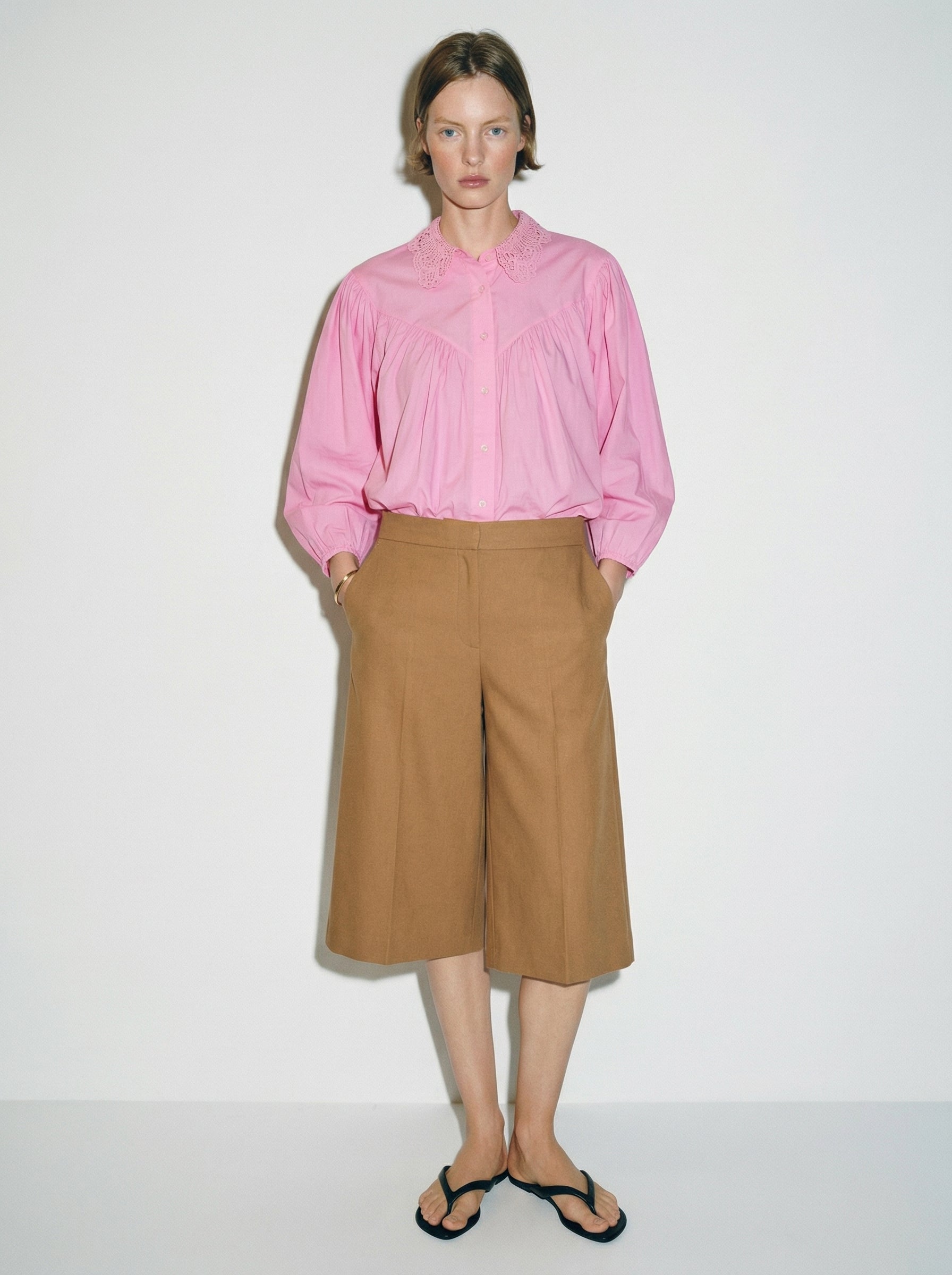MARGARET DANTEL DETAYLI GOMLEK PEMBE
