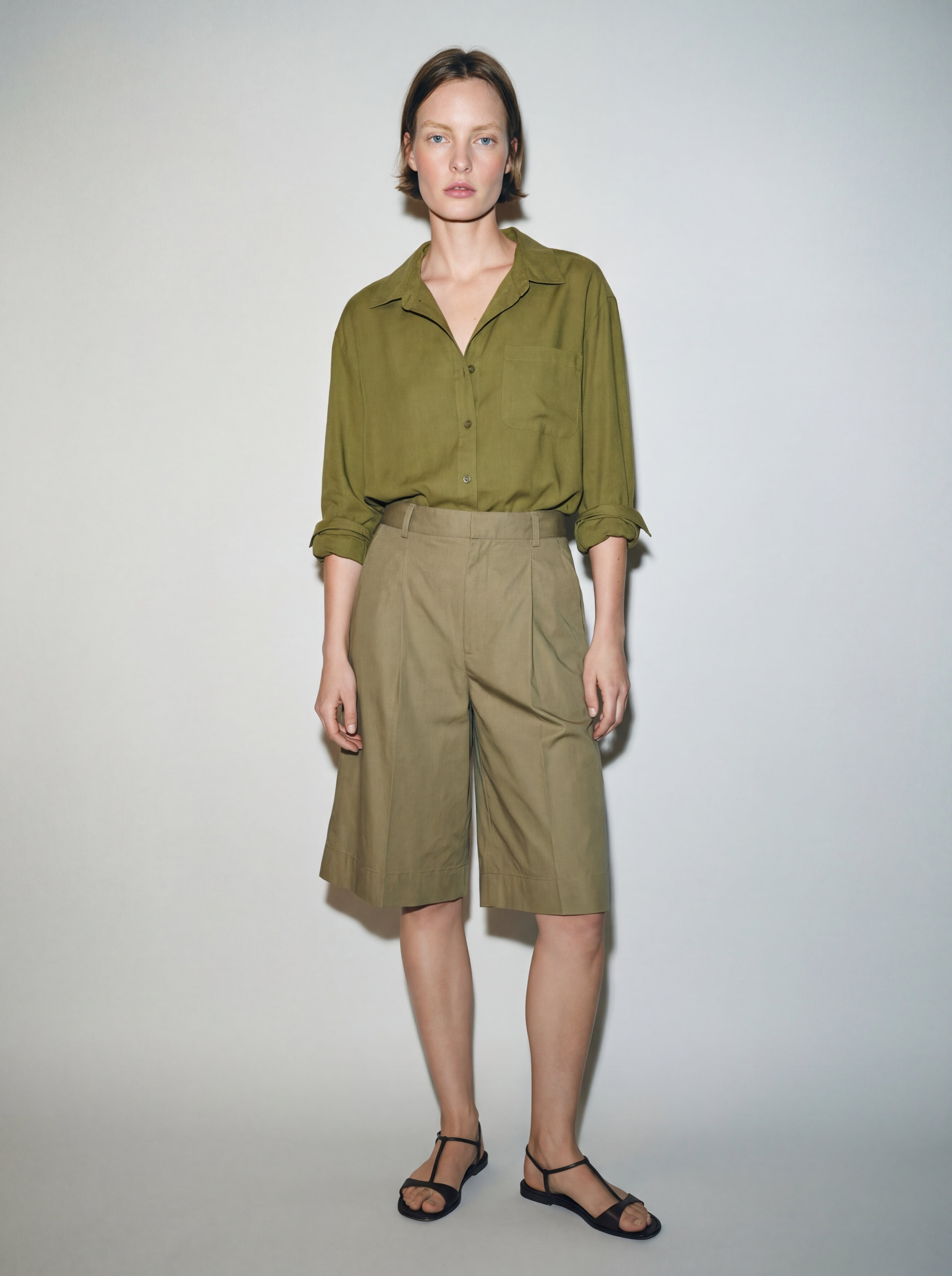 DOKUMLU CEPLI TENCEL GOMLEK OLIVE