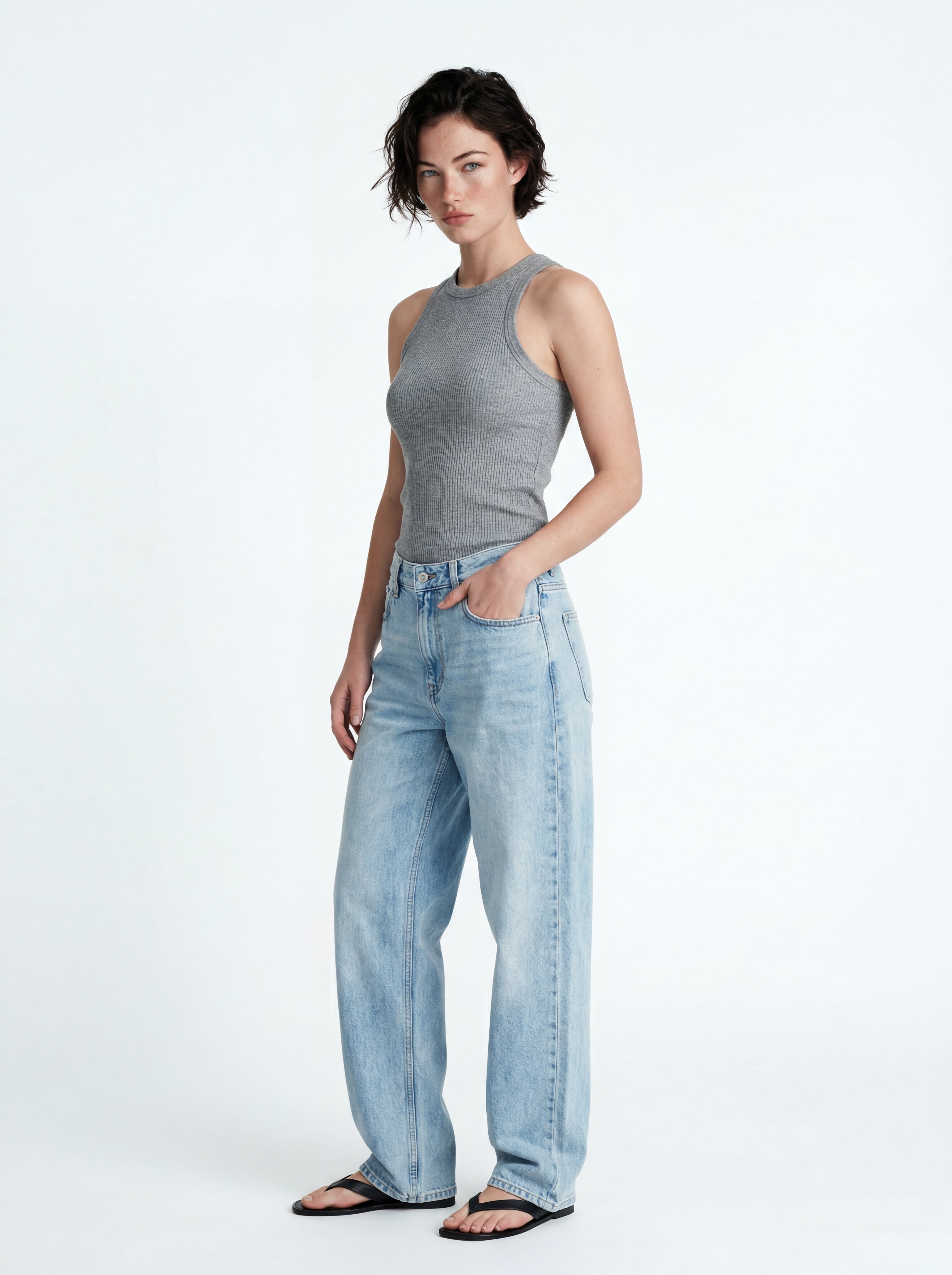 HALTERNECK CROP TOP GREY