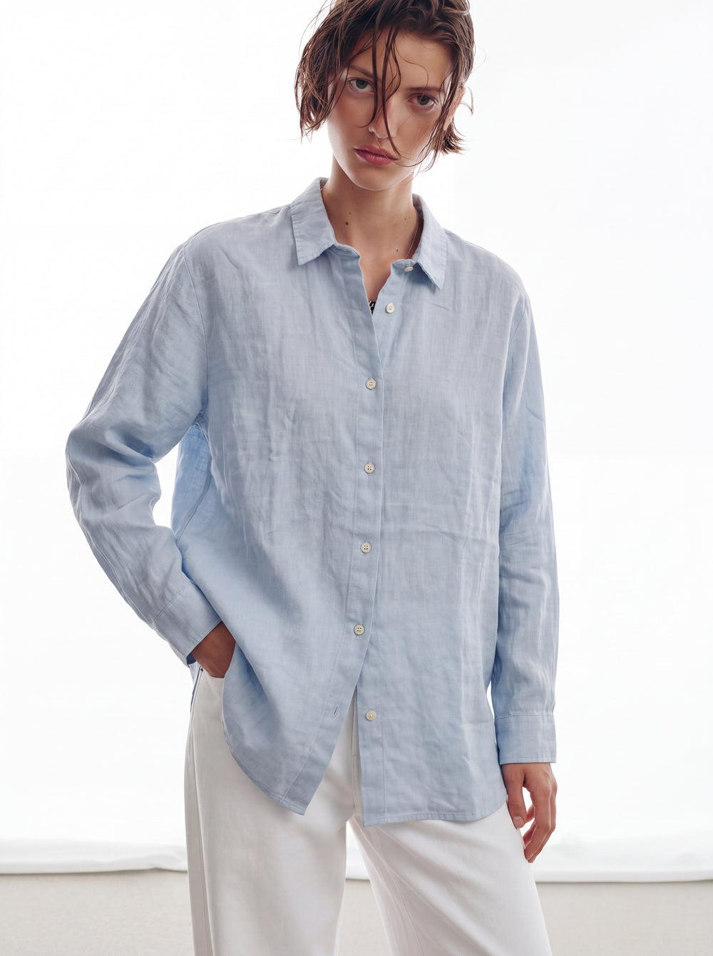 DOKUMLU %100 YIKANMIS KETEN GOMLEK MAVI