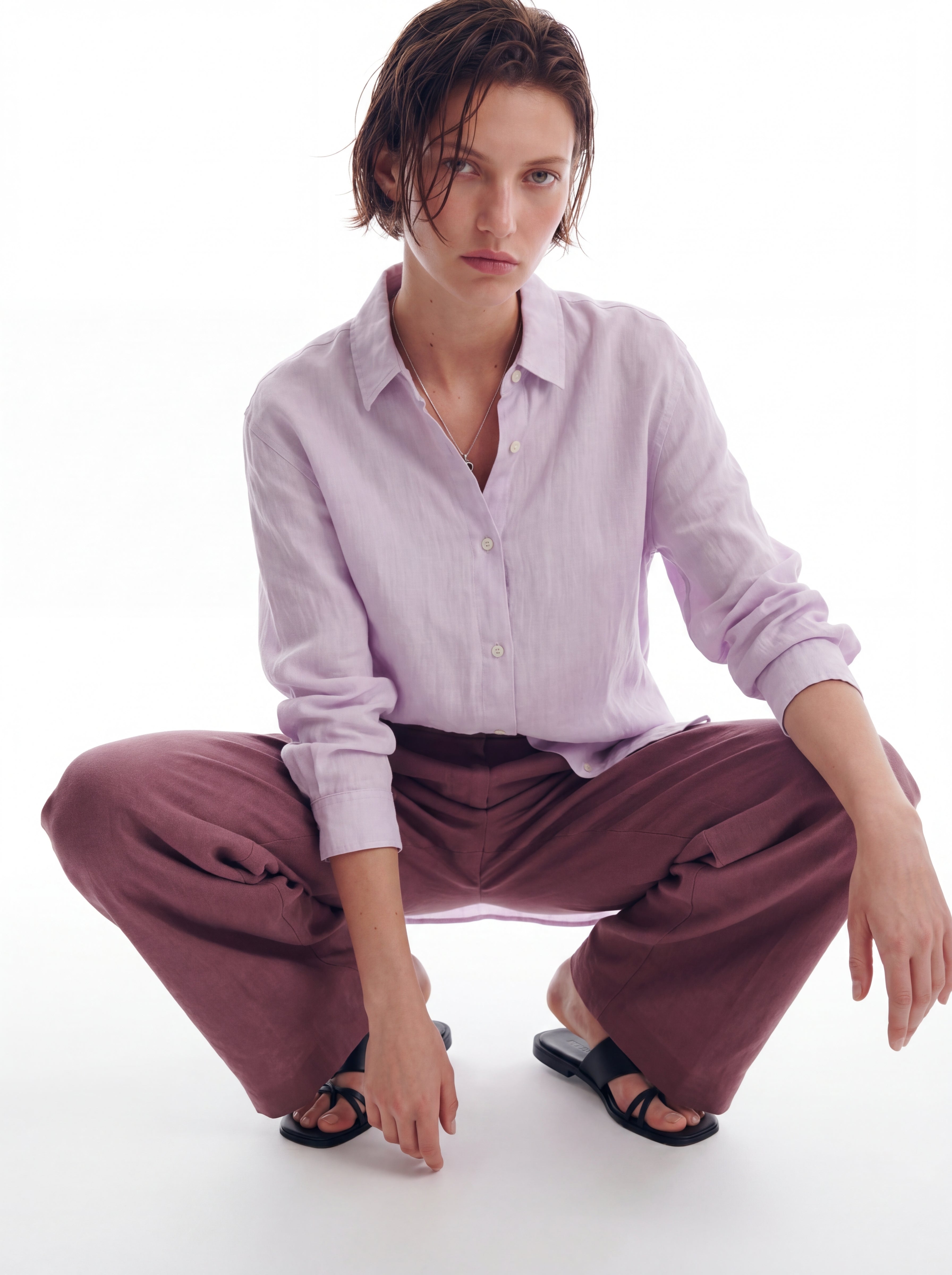 DOKUMLU %100 YIKANMIS KETEN GOMLEK LILA