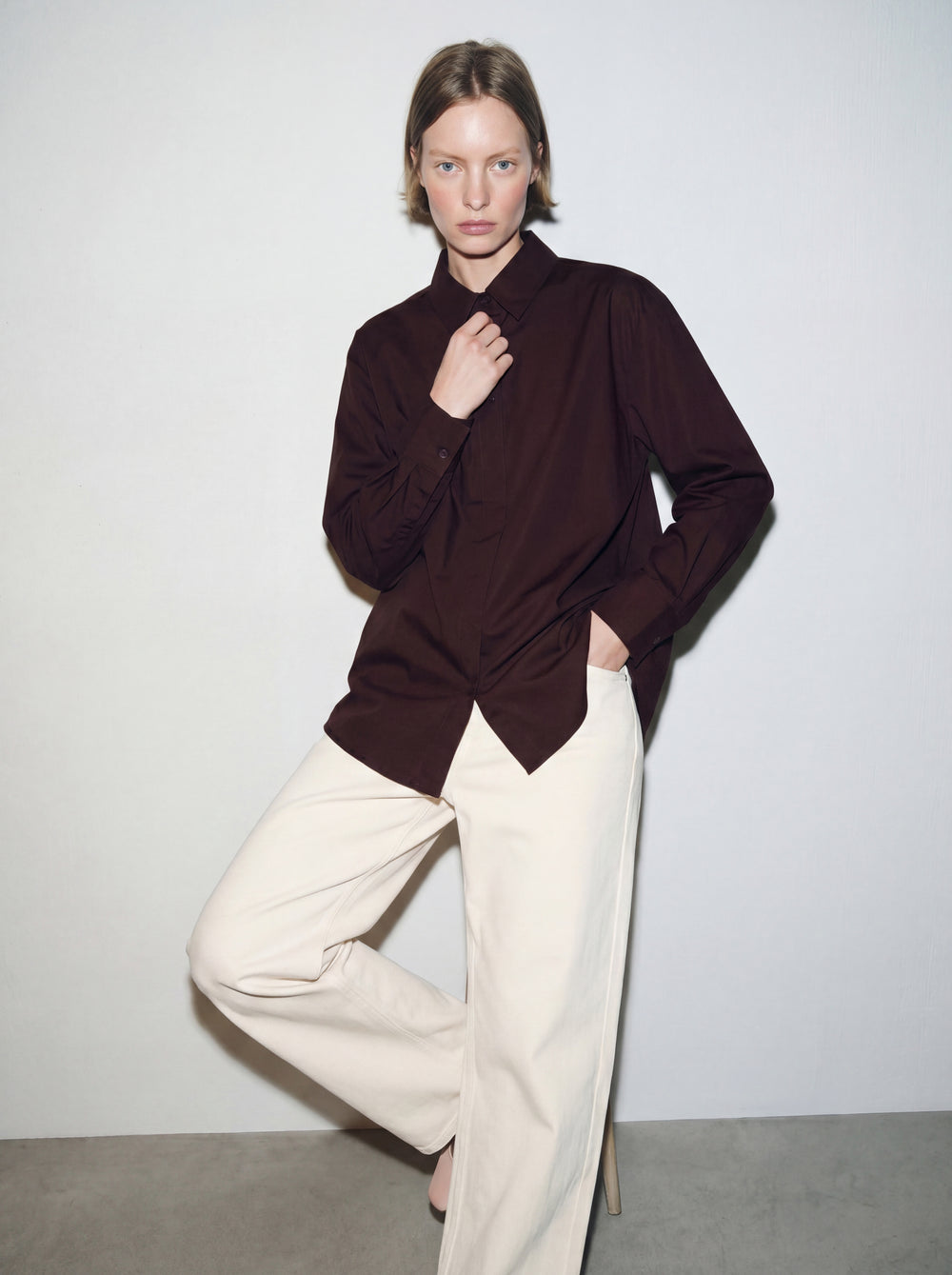 DUGME DETAYLI POPLIN GOMLEK KAHVE