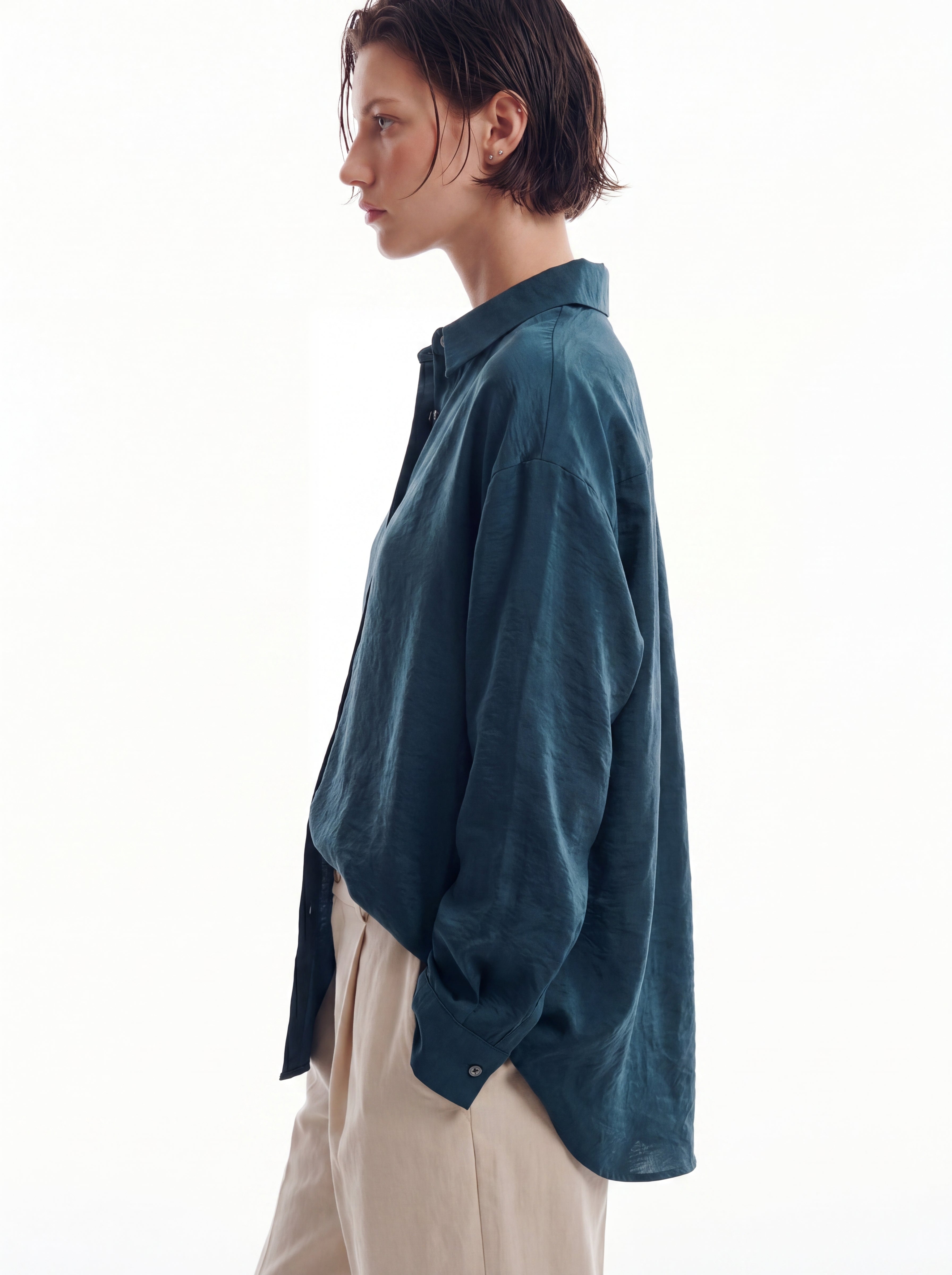 DOKUMLU TENCEL GOMLEK PETROL MAVI