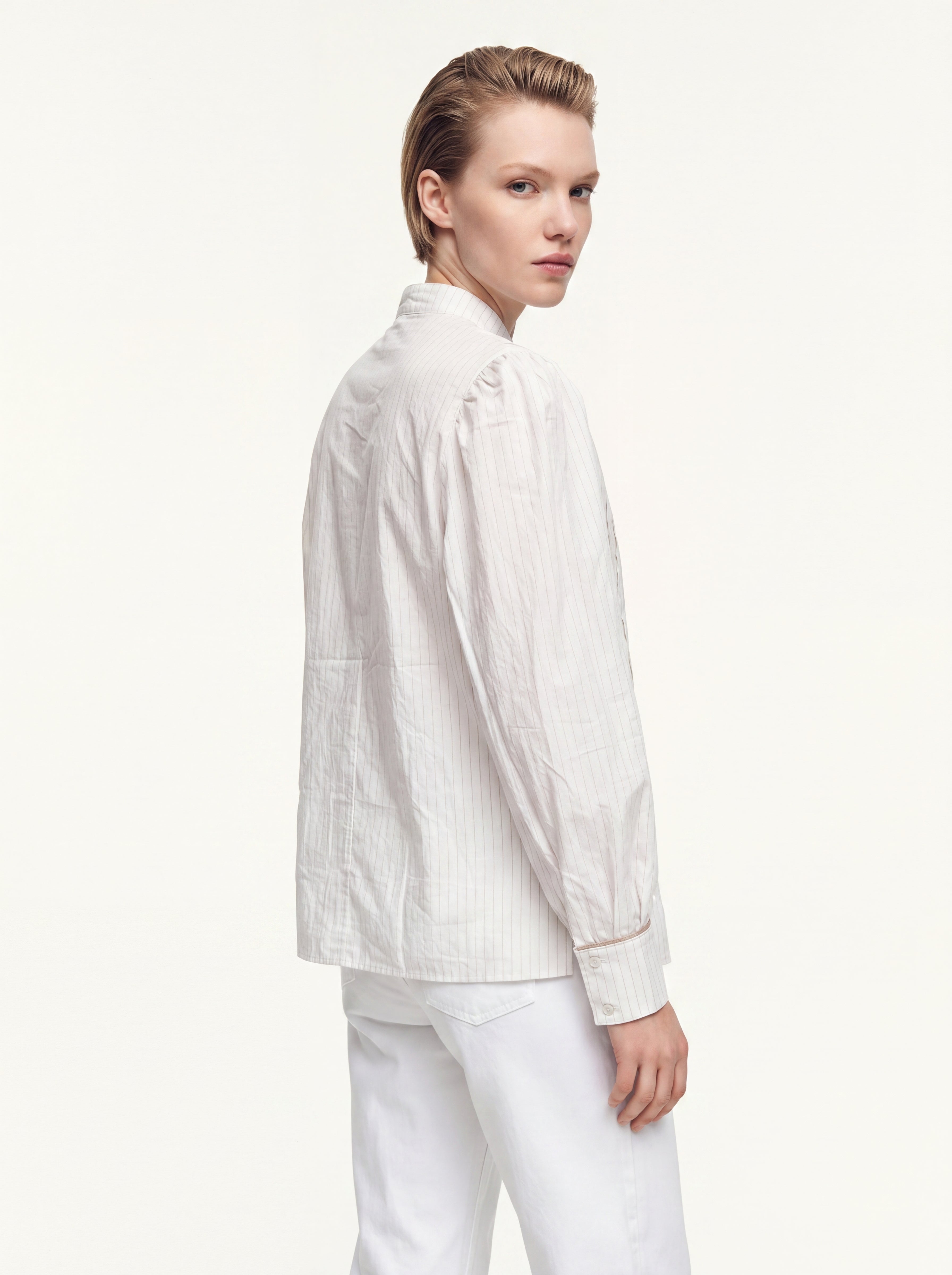 HAKIM YAKA CIZGILI GOMLEK CEKET KREM