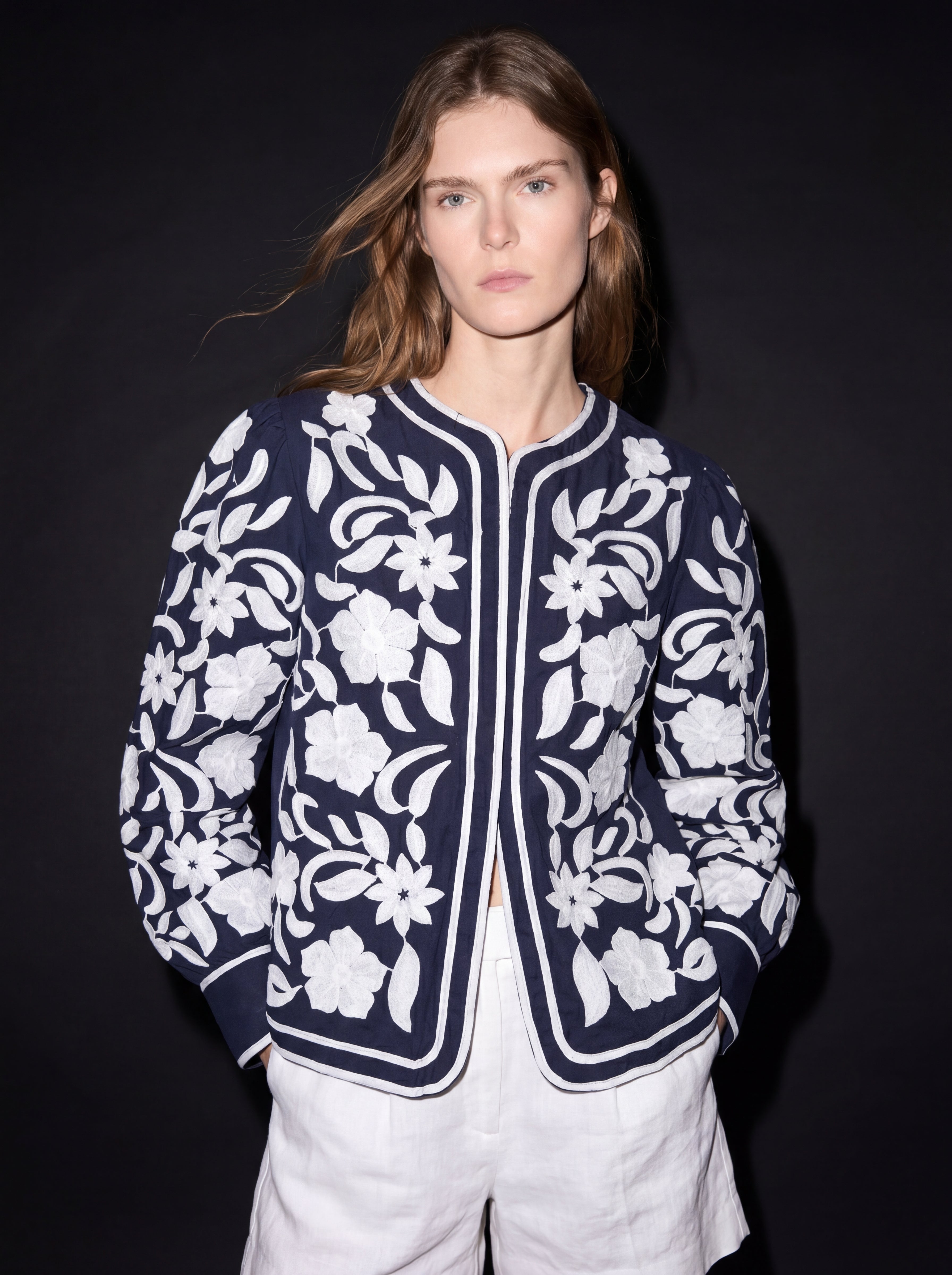CLAIR DE ROSE EMBROIDERED SHIRT