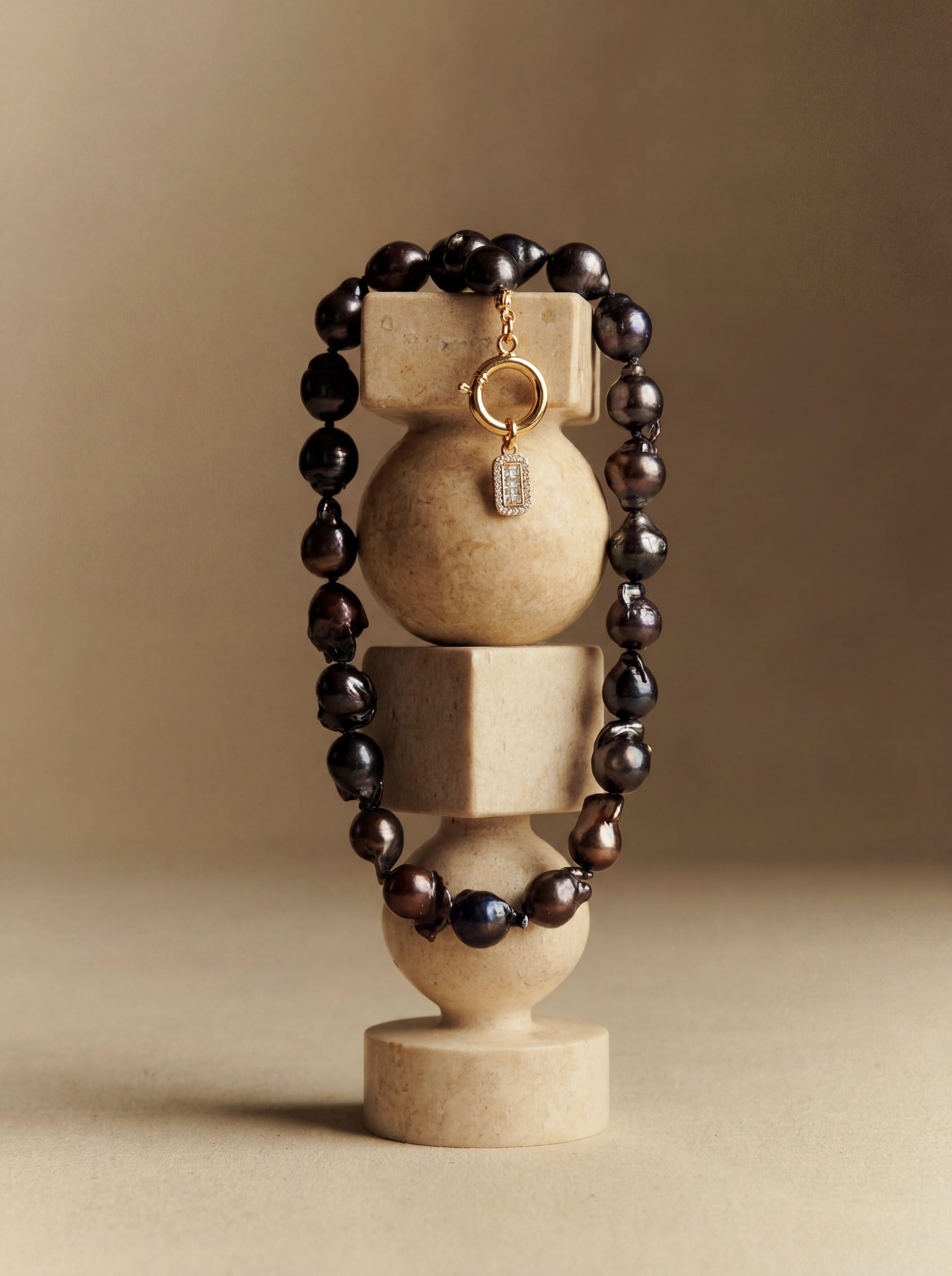 HERA BAROQUE PEARL NECKLACE