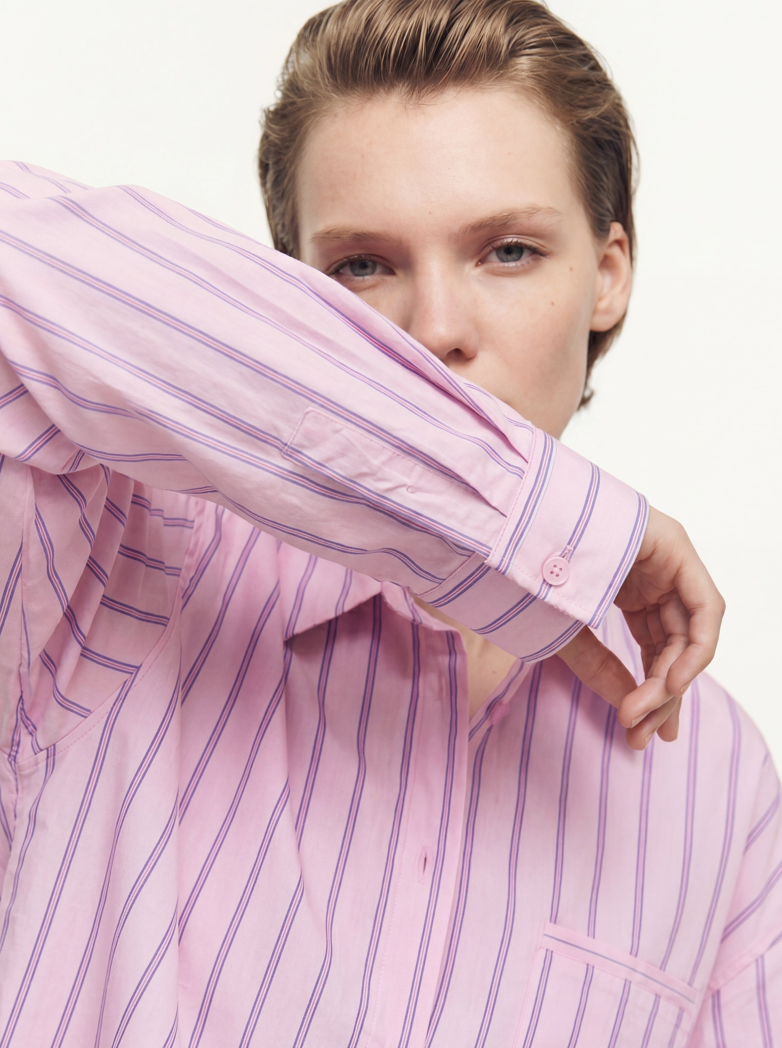 CEP DETAYLI CIZGILI POPLIN GOMLEK PEMBE