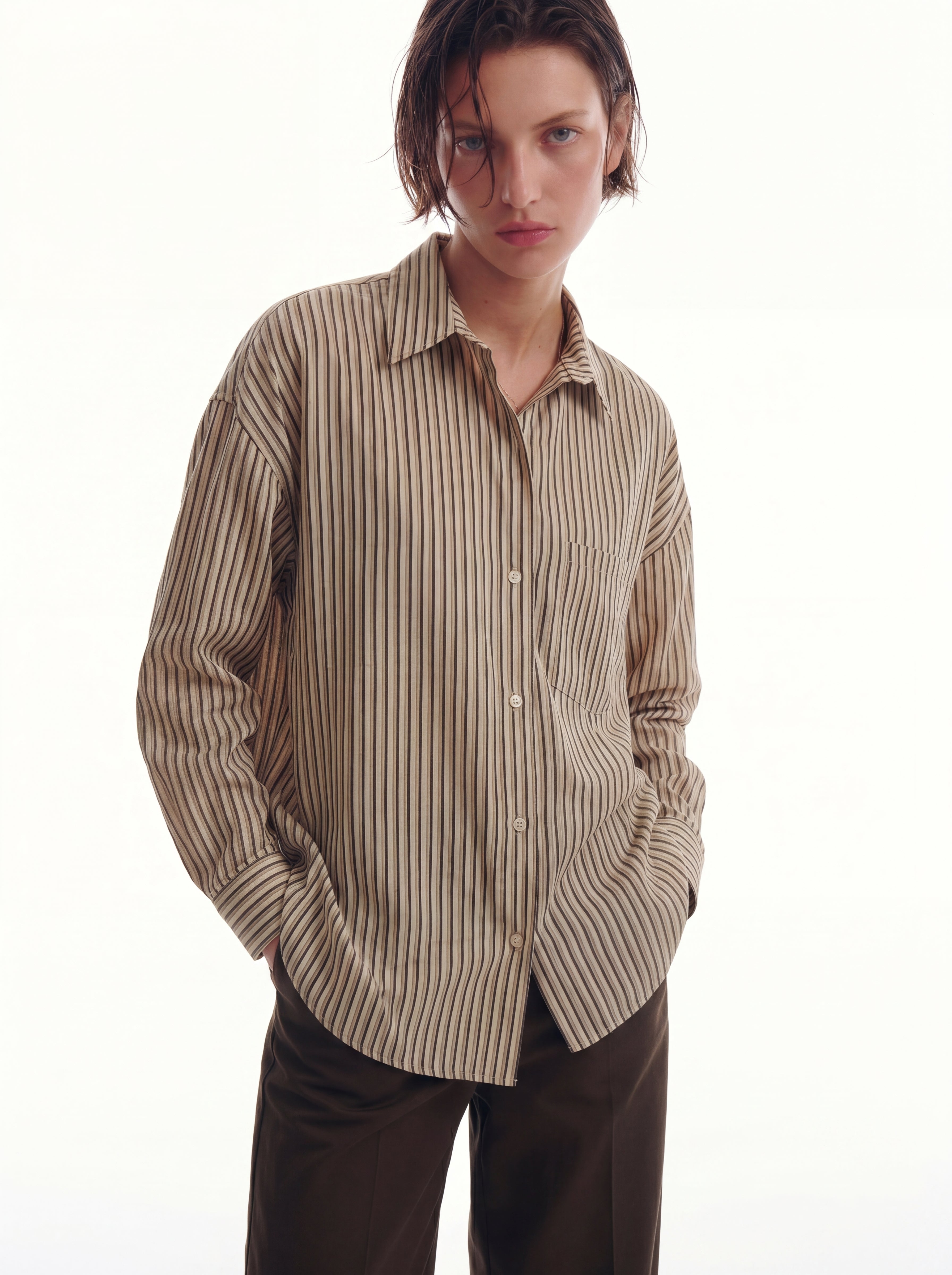 DOKUMLU CIZGILI TENCEL GOMLEK