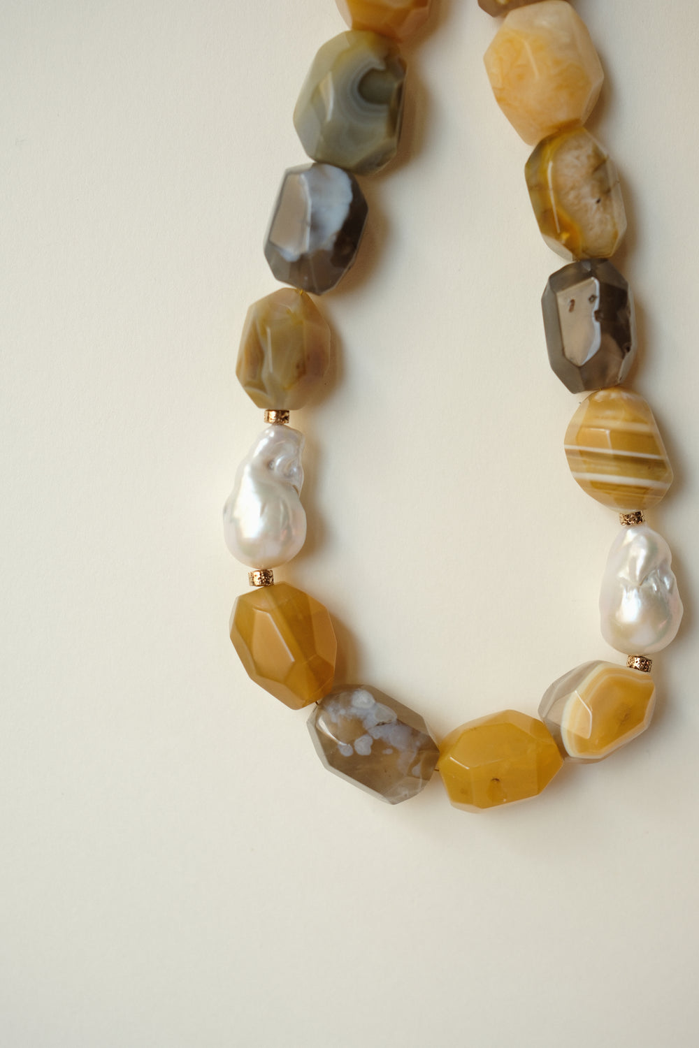 MATISSERA BAROQUE PEARL NECKLACE