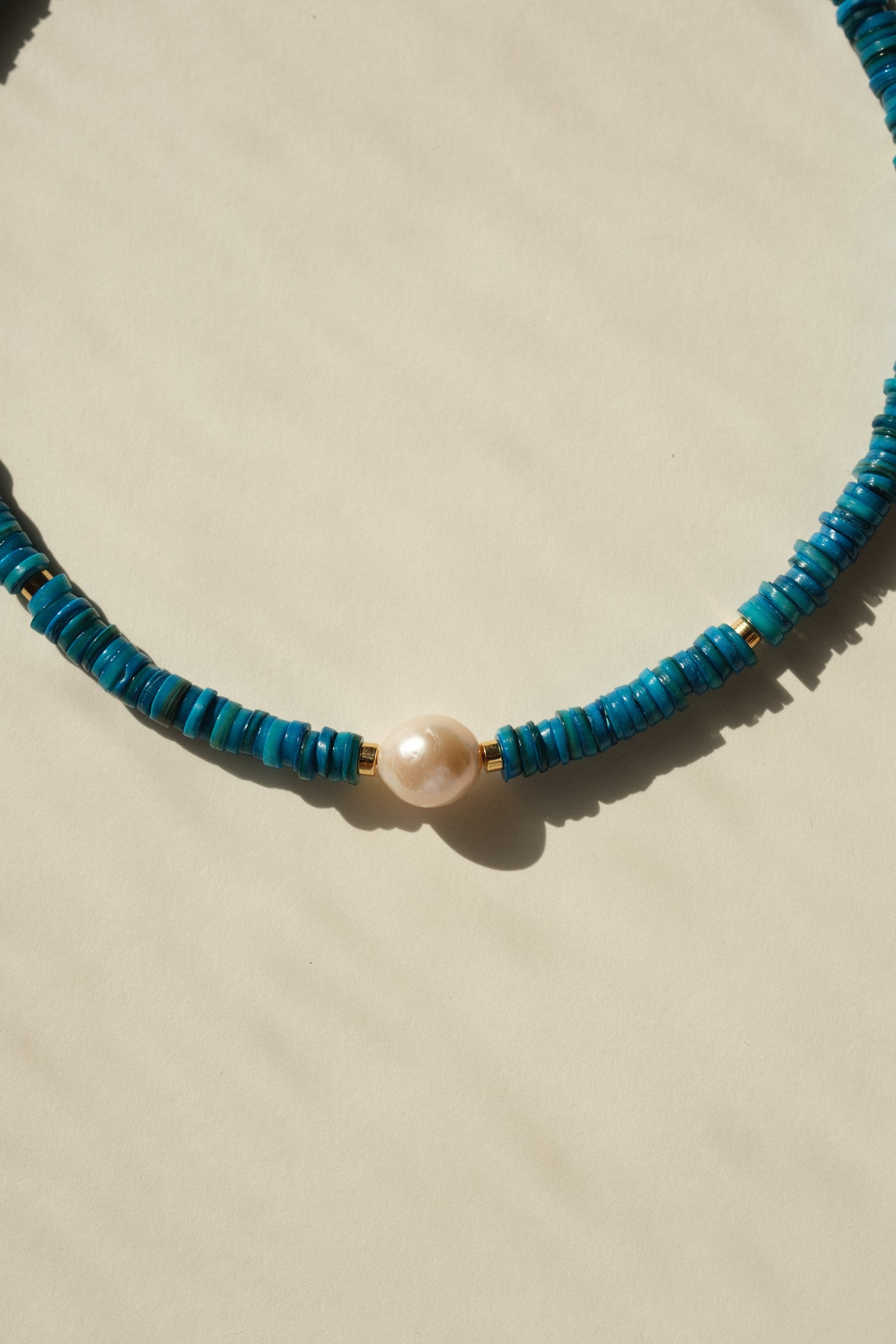 BLEUE KOLYE