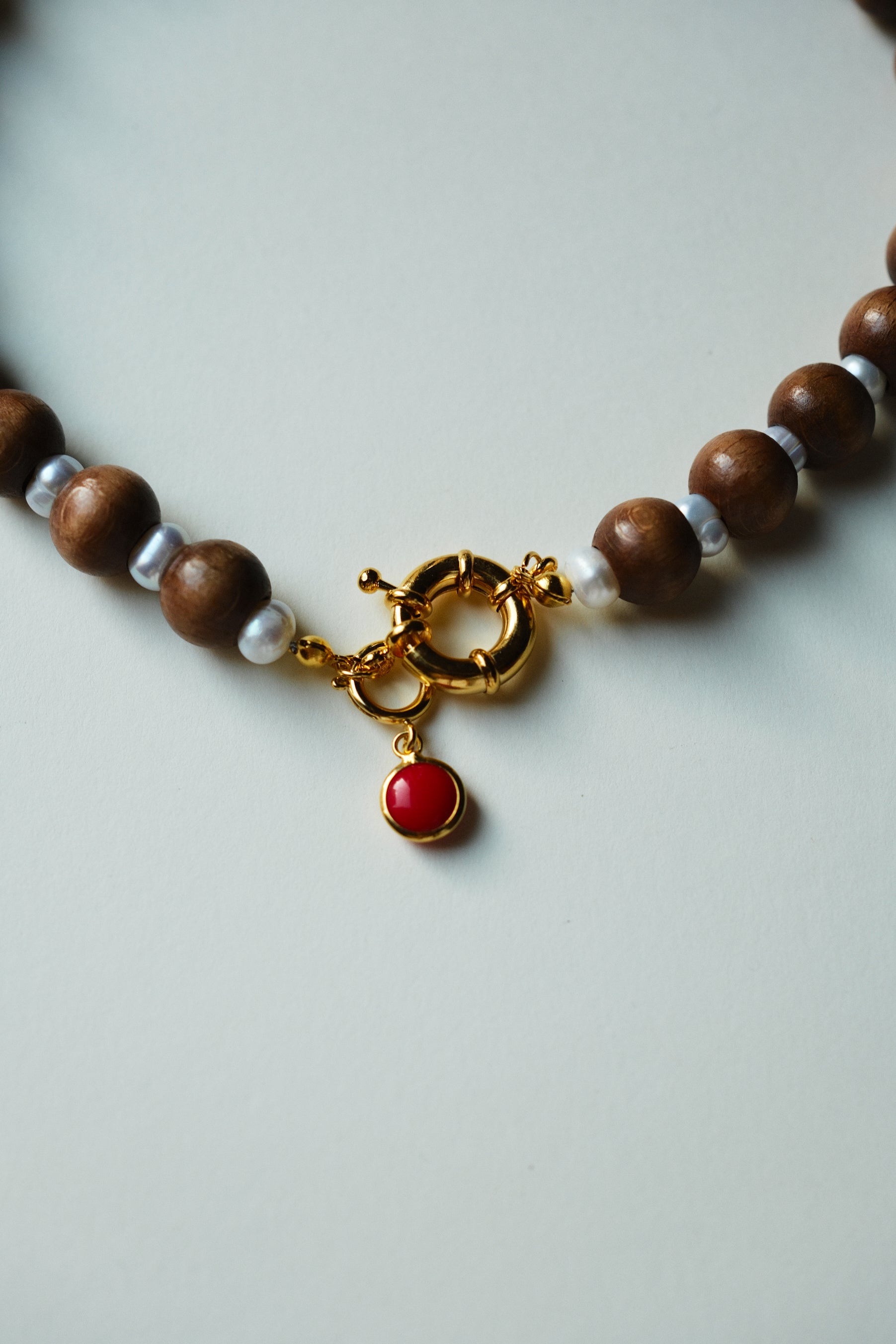 MATIERE ROUGE CORAL NECKLACE
