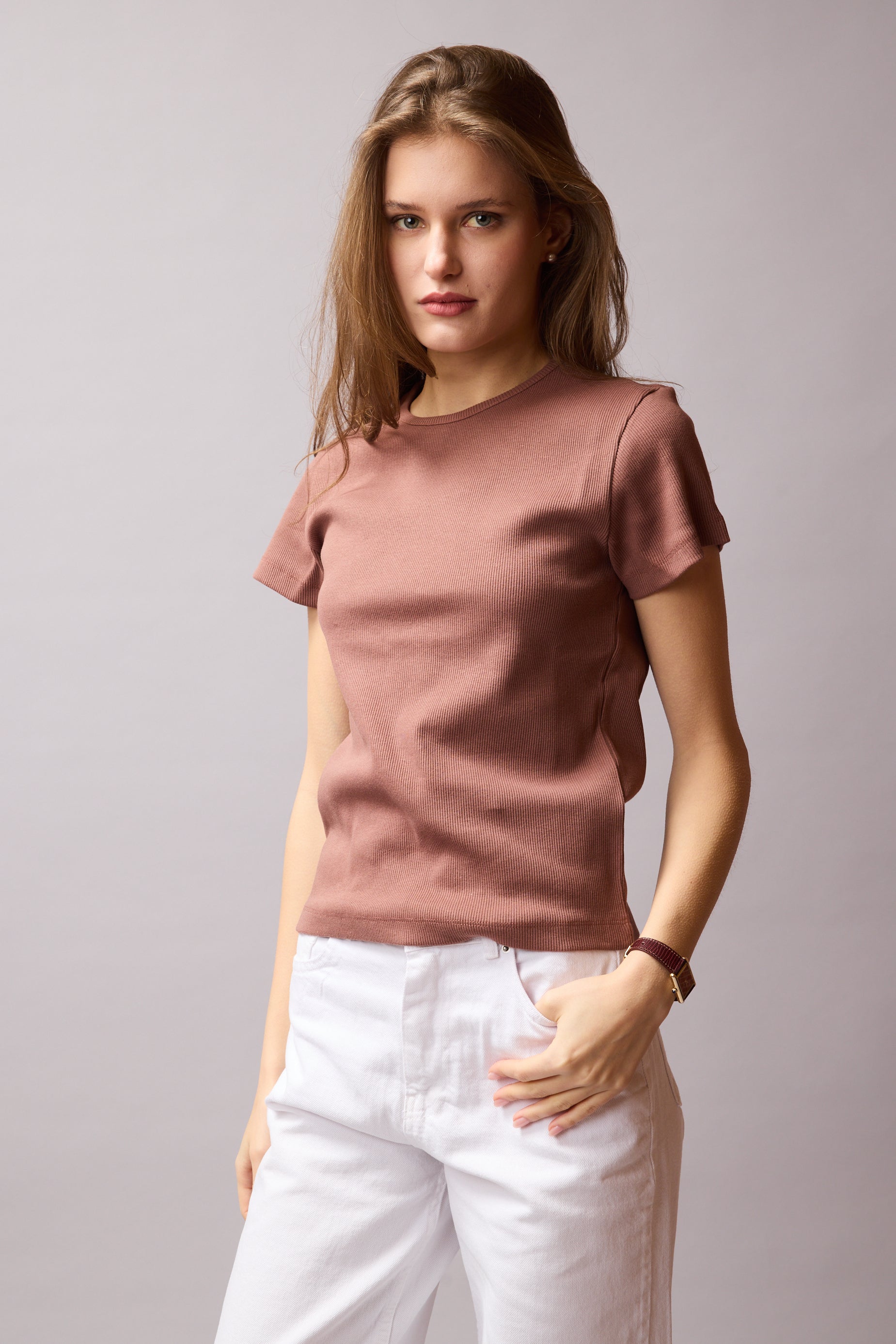 FİTİLLİ KISA KOLLU PAMUK T-SHIRT KAHVE