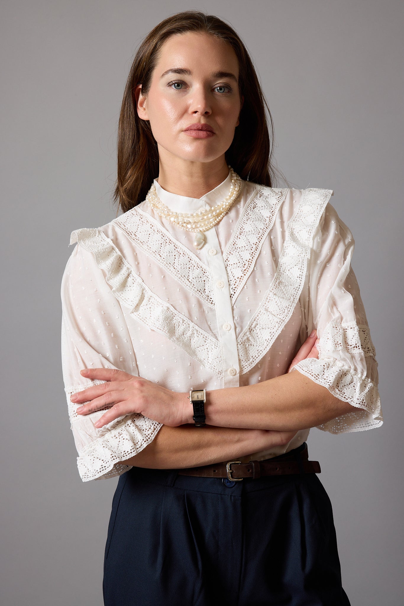CLARA DANTELLİ GOMLEK