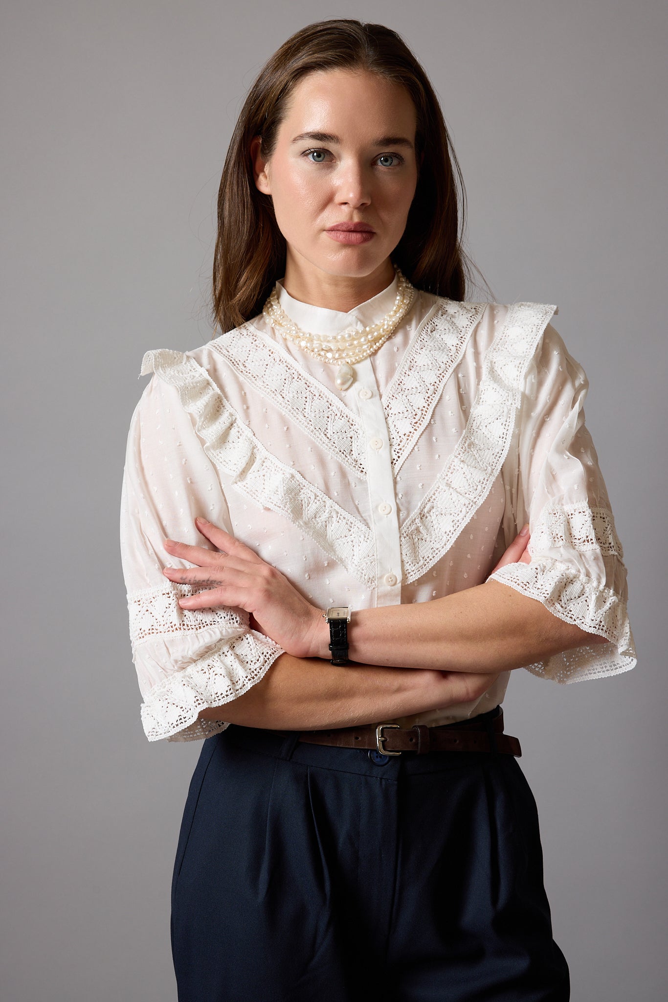 CLARA DANTELLİ GOMLEK