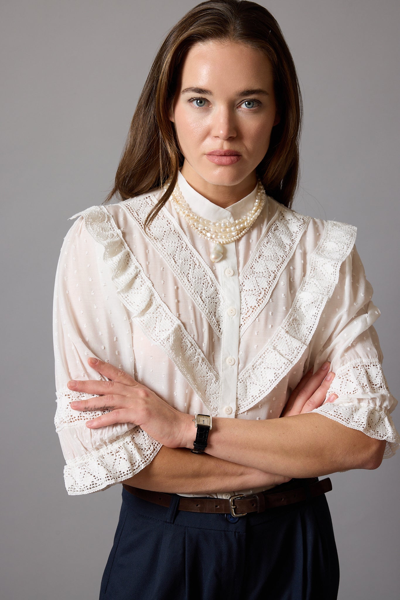 CLARA DANTELLİ GOMLEK