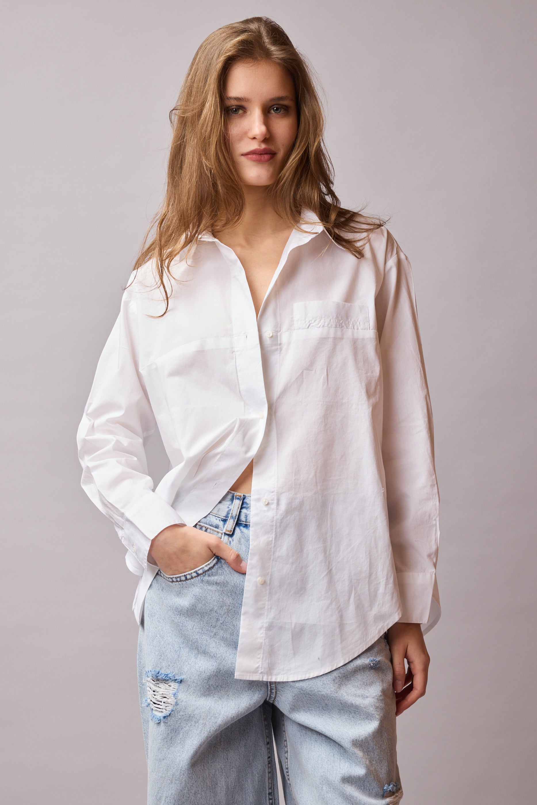 JESSIE KLASİK YAKA OVERSIZE POPLİN GÖMLEK BEYAZ