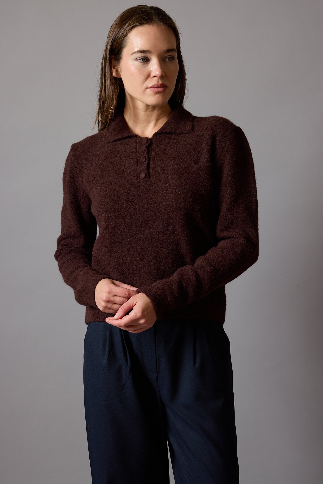 CREW NECK SOFT TEXTURED KNITWEAR CLARET RED