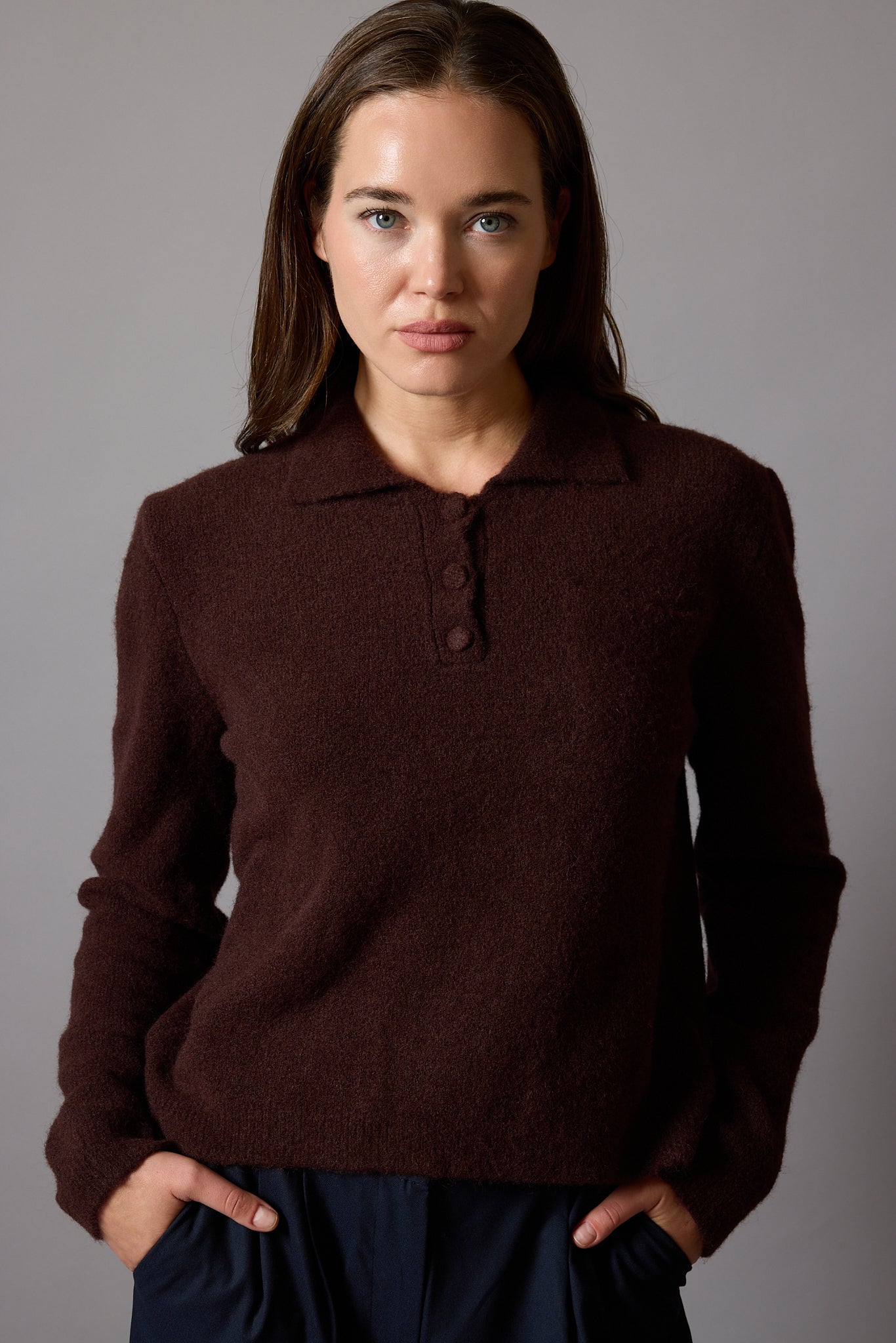 CREW NECK SOFT TEXTURED KNITWEAR CLARET RED