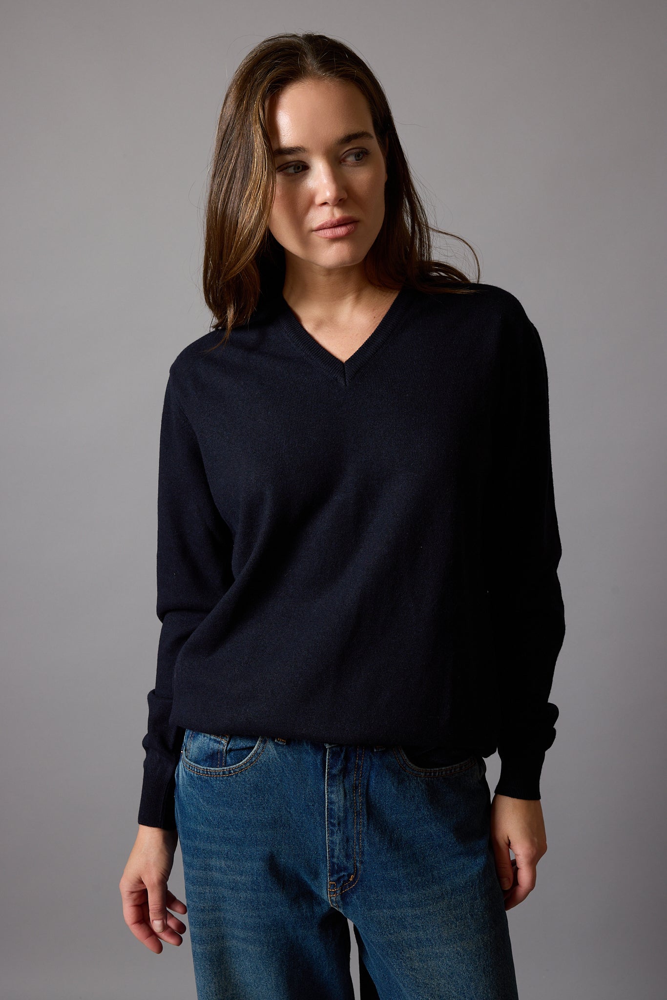 YÜN V YAKA UNISEX KAZAK LACİVERT