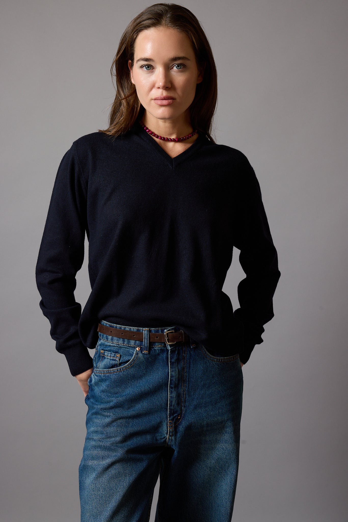 YÜN V YAKA UNISEX KAZAK LACİVERT