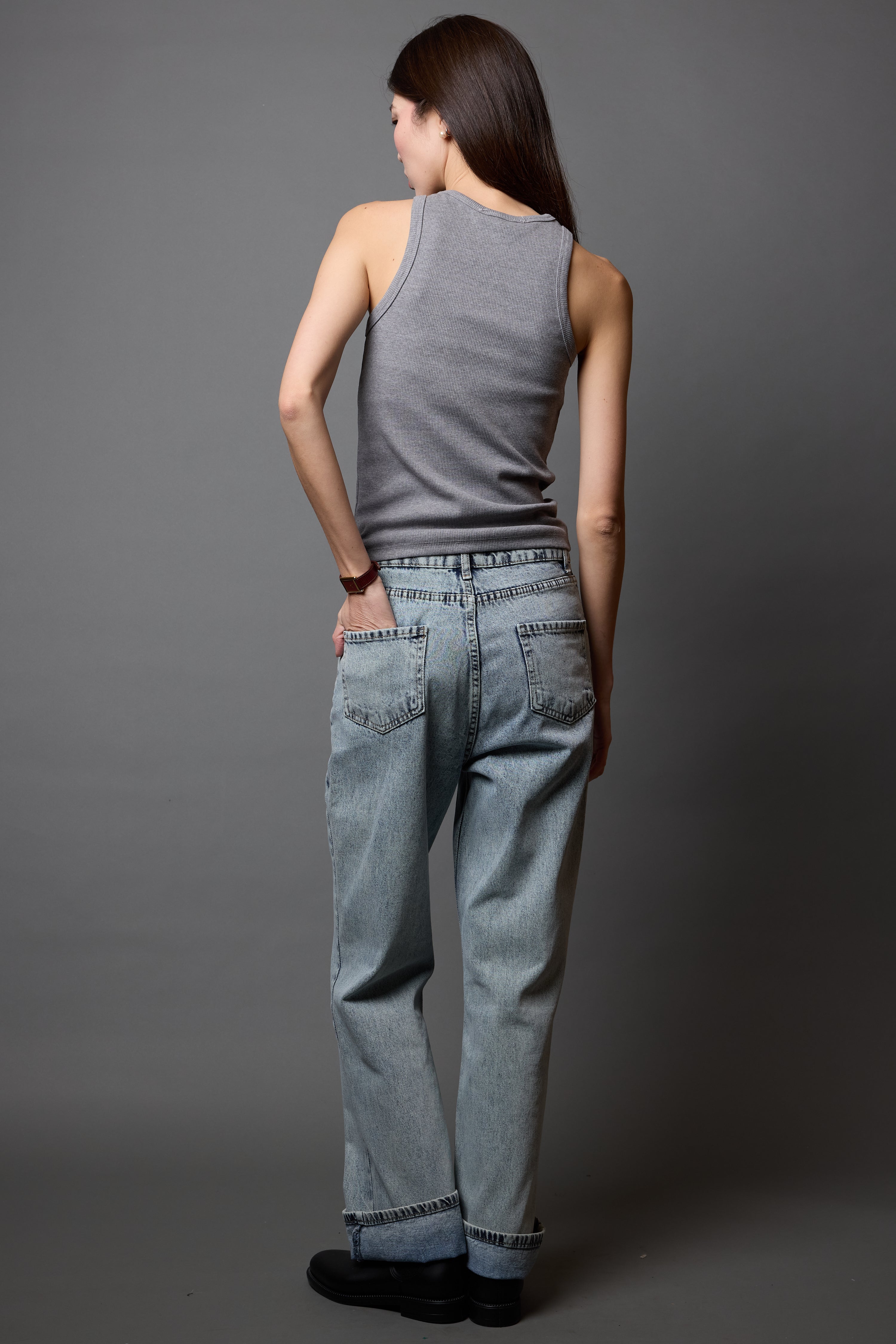 HALTER YAKA CROP TOP SOFT GREY