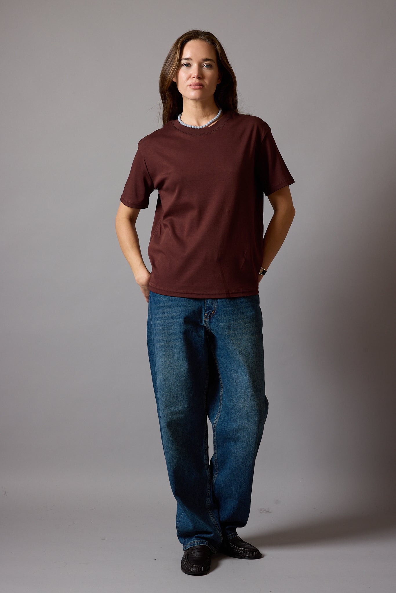 KISA KOLLU PAMUK T-SHIRT KAHVE