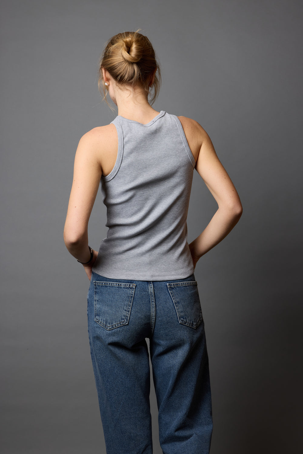 HALTER YAKA CROP TOP GRI