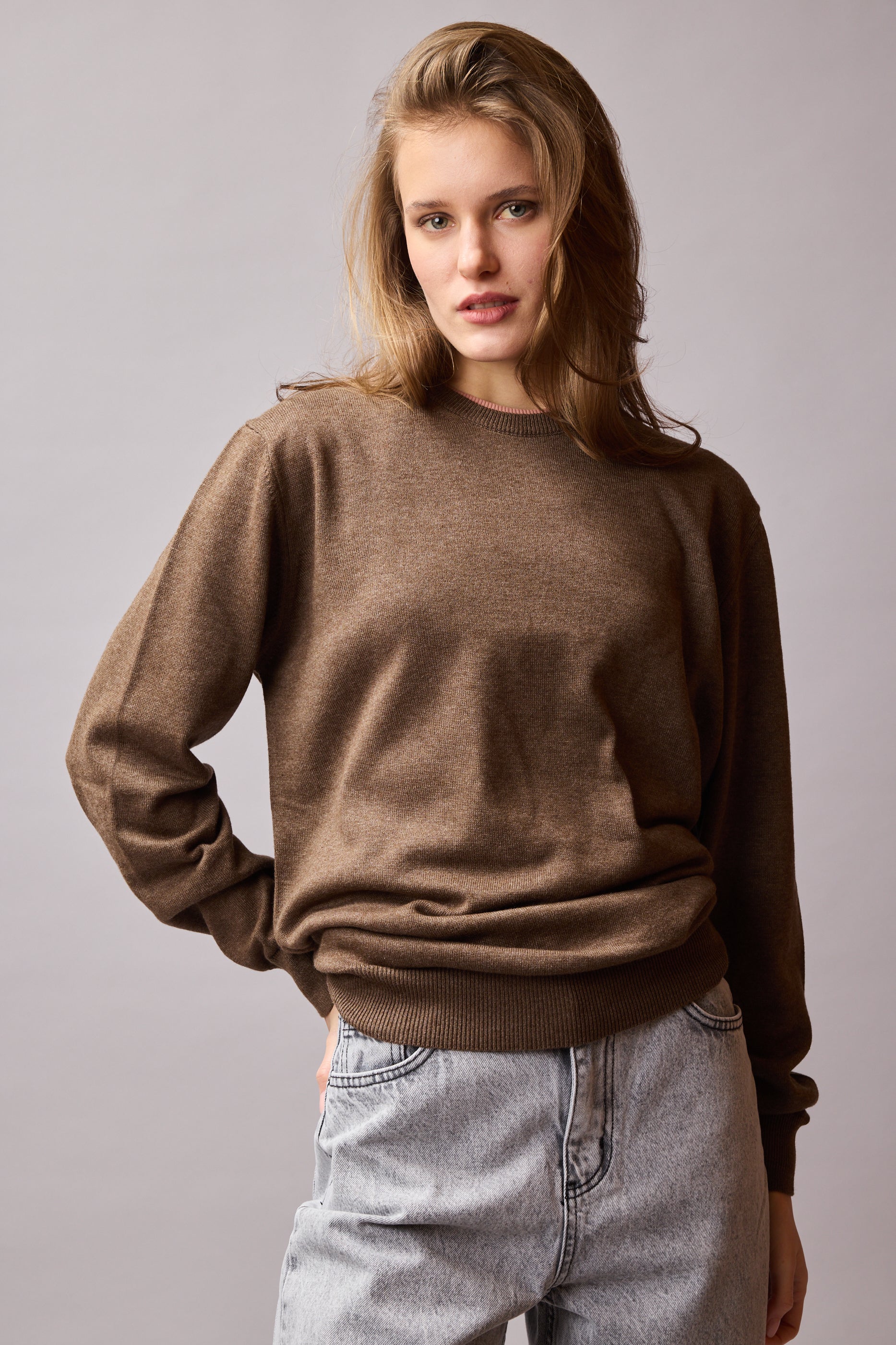PAMUK BİSİKLET YAKA UNISEX KAZAK VİZON