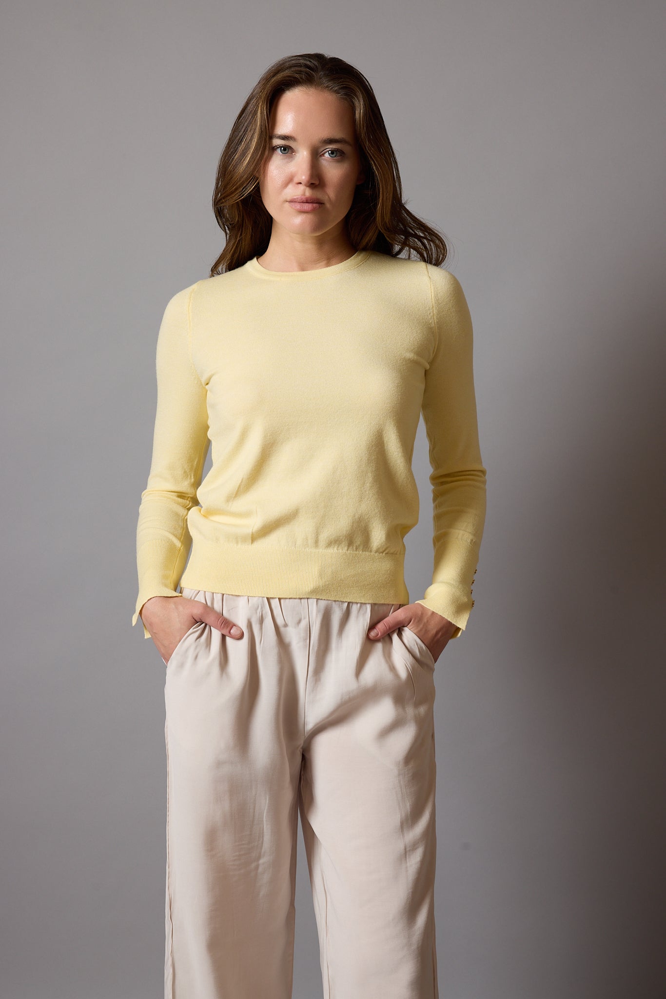CREW NECK SOFT TEXTURED KNITWEAR CLARET RED