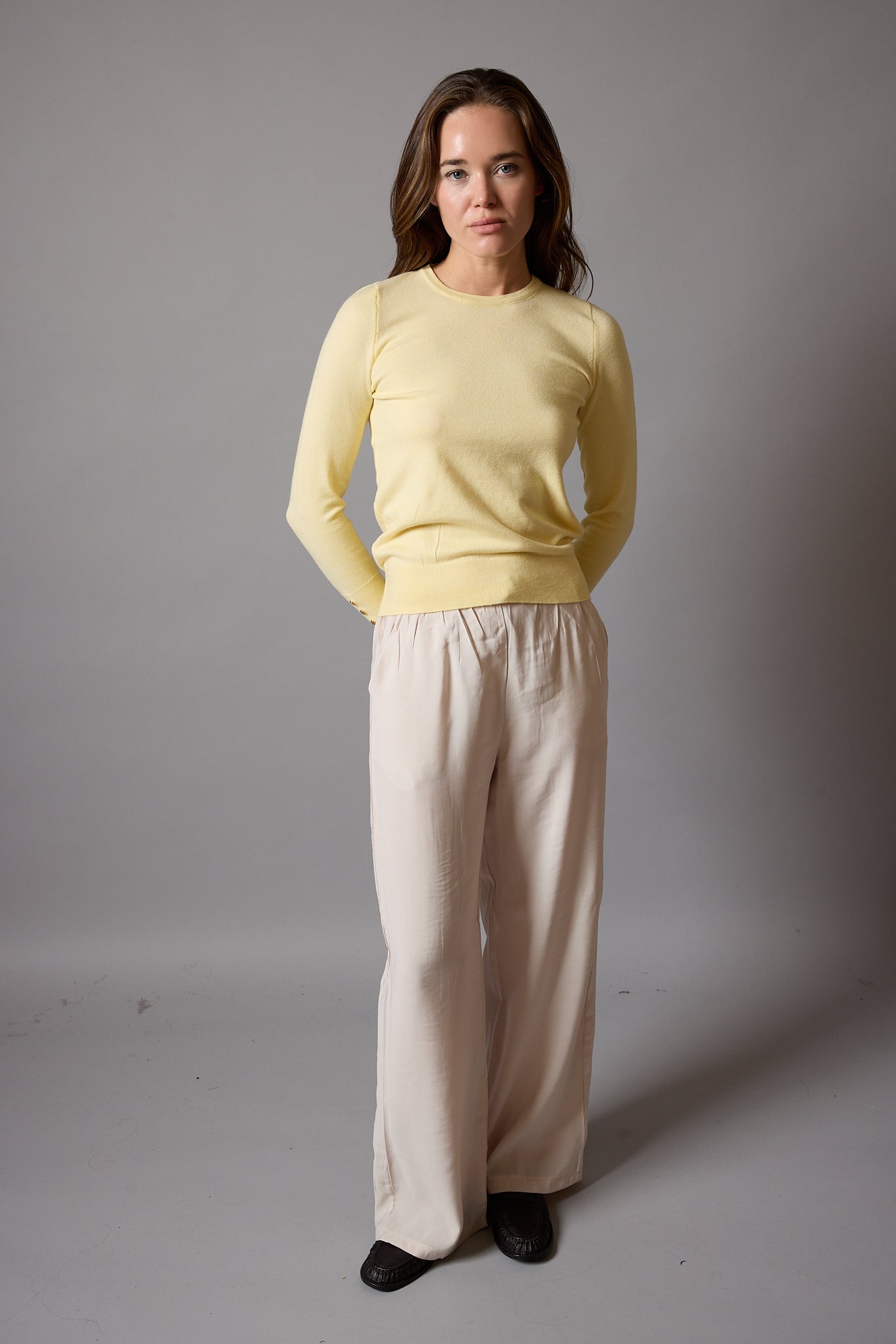 CREW NECK SOFT TEXTURED KNITWEAR CLARET RED