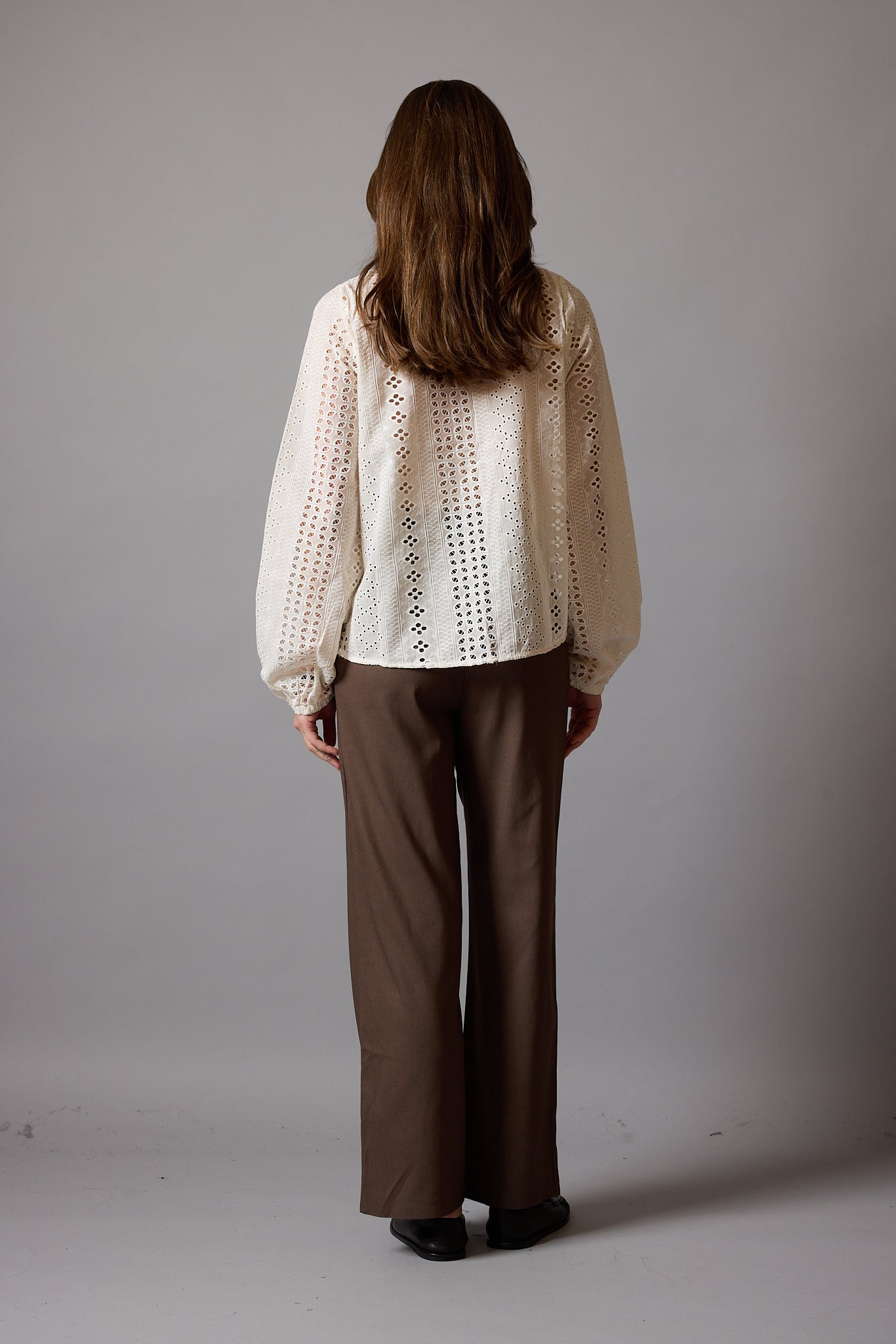 EDITH HAKIM YAKA DELIK ISI GOMLEK