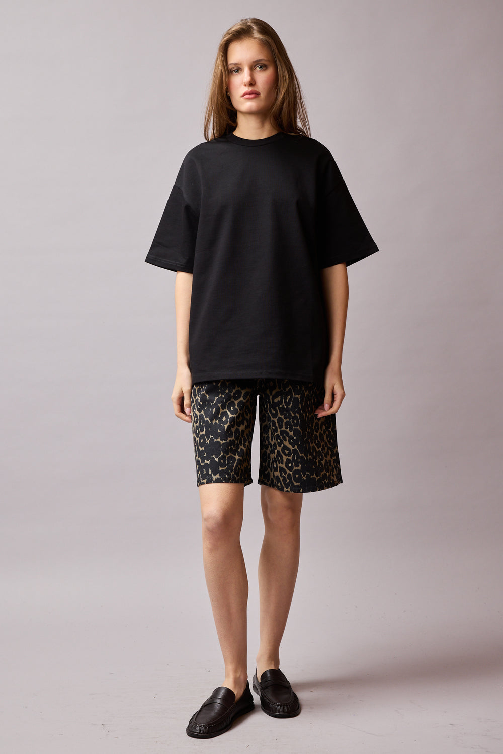OVERSIZE KISA KOLLU PAMUK T-SHIRT SIYAH