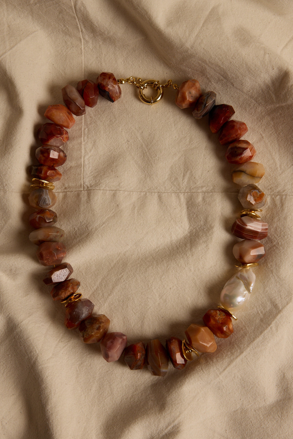 JARDIN DE NACRE BAROQUE PEARL NECKLACE