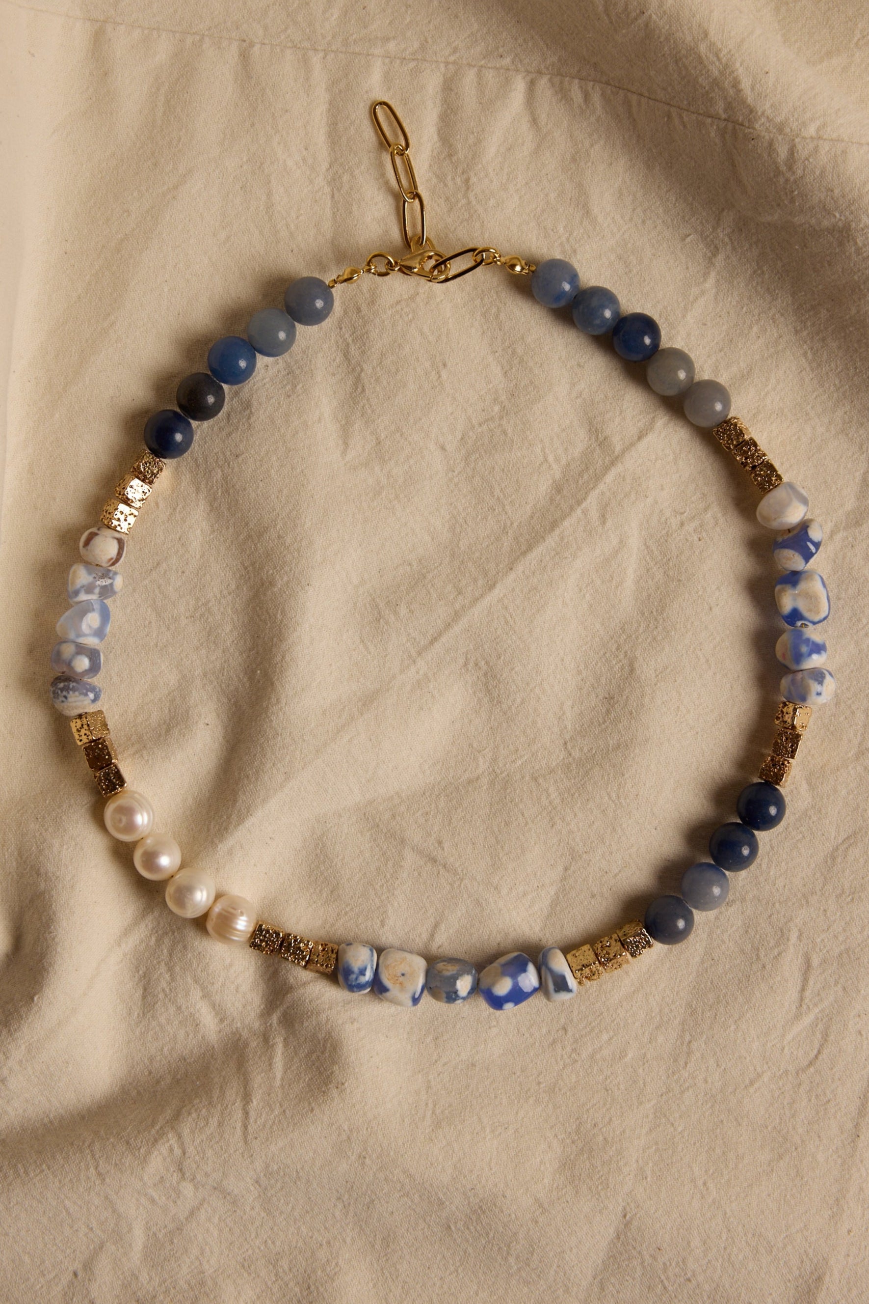 LA DANSE NECKLACE
