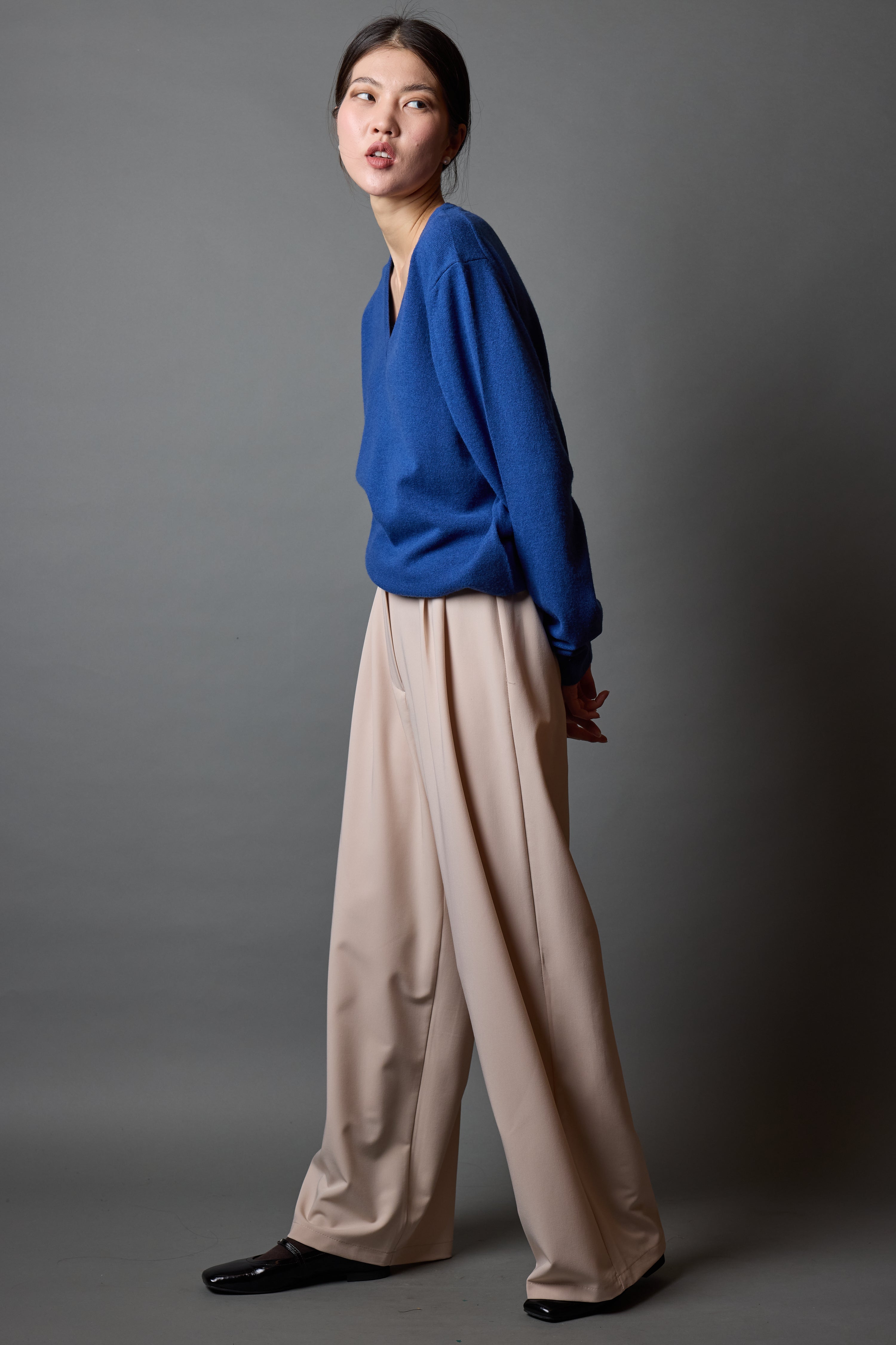 WOOL V-NECK UNISEX SWEATER SAX BLUE