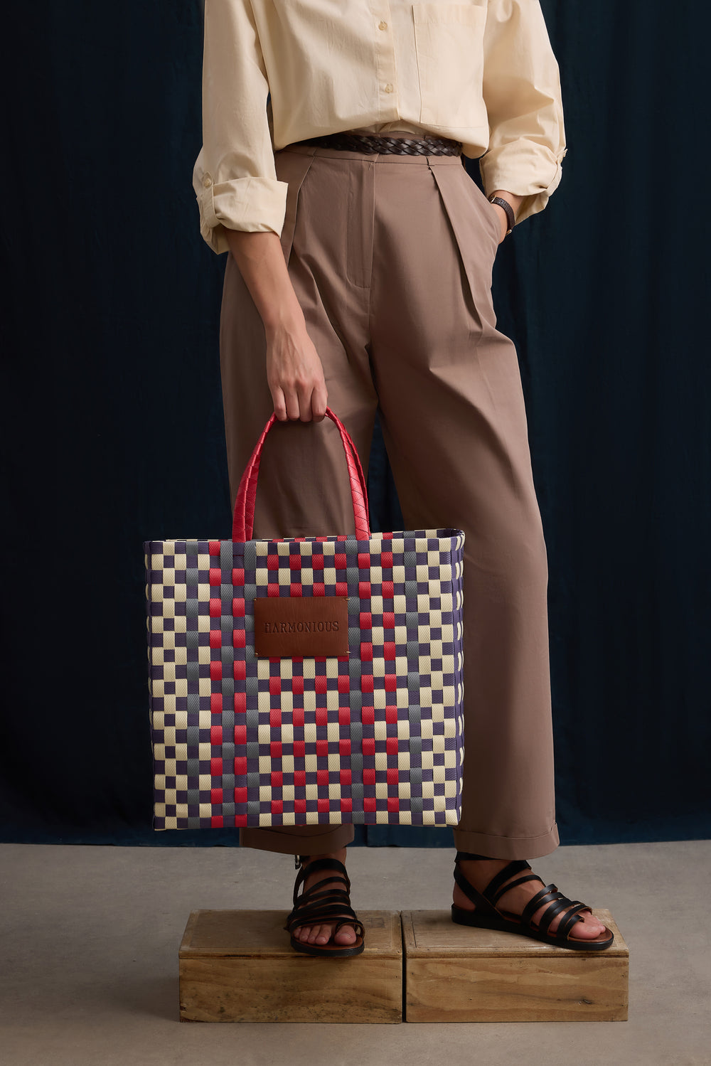 ORGU SQUARE TOTE BAG