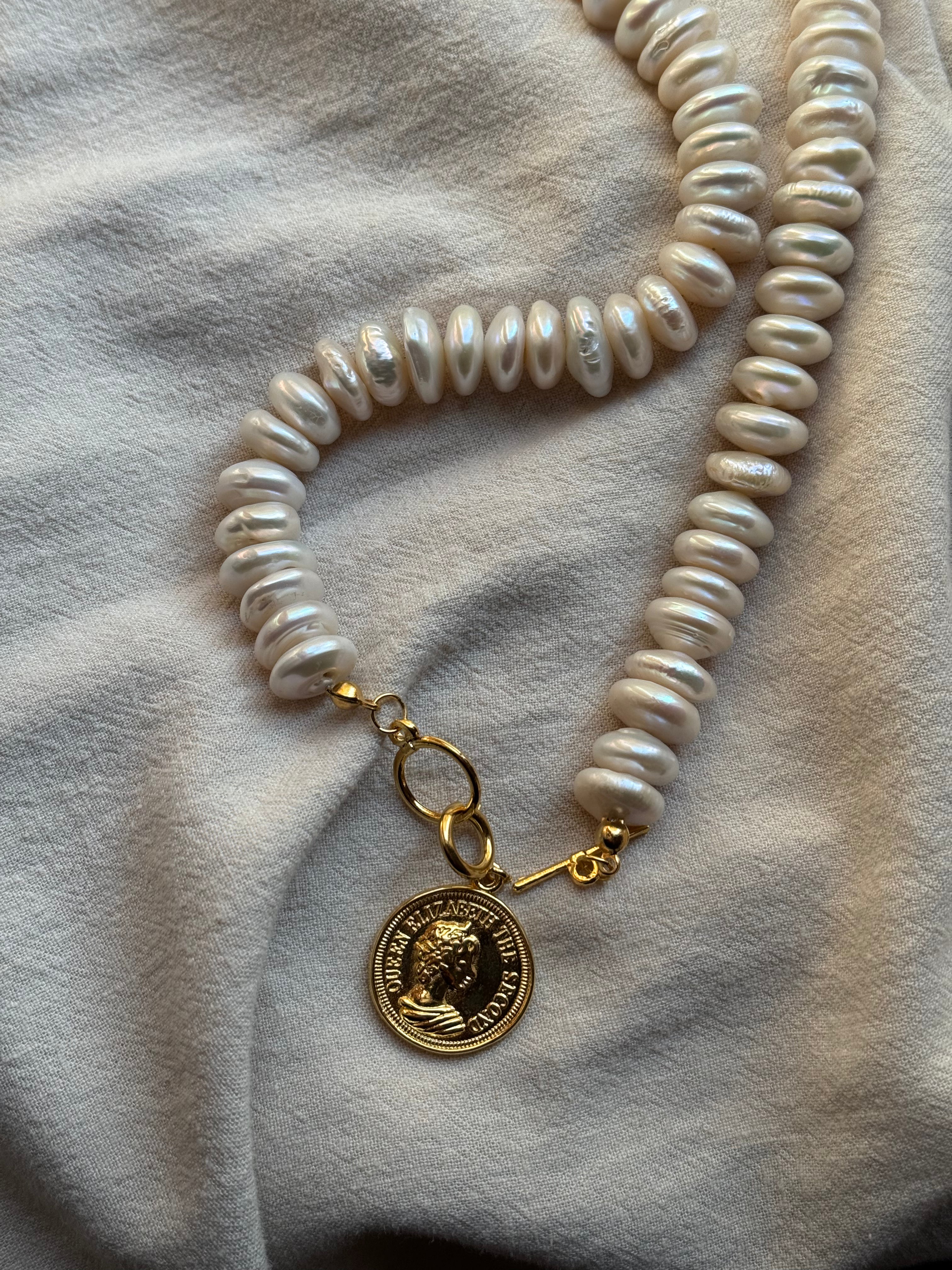 CROWN LILIBET CHARM  - KOLYE UCU