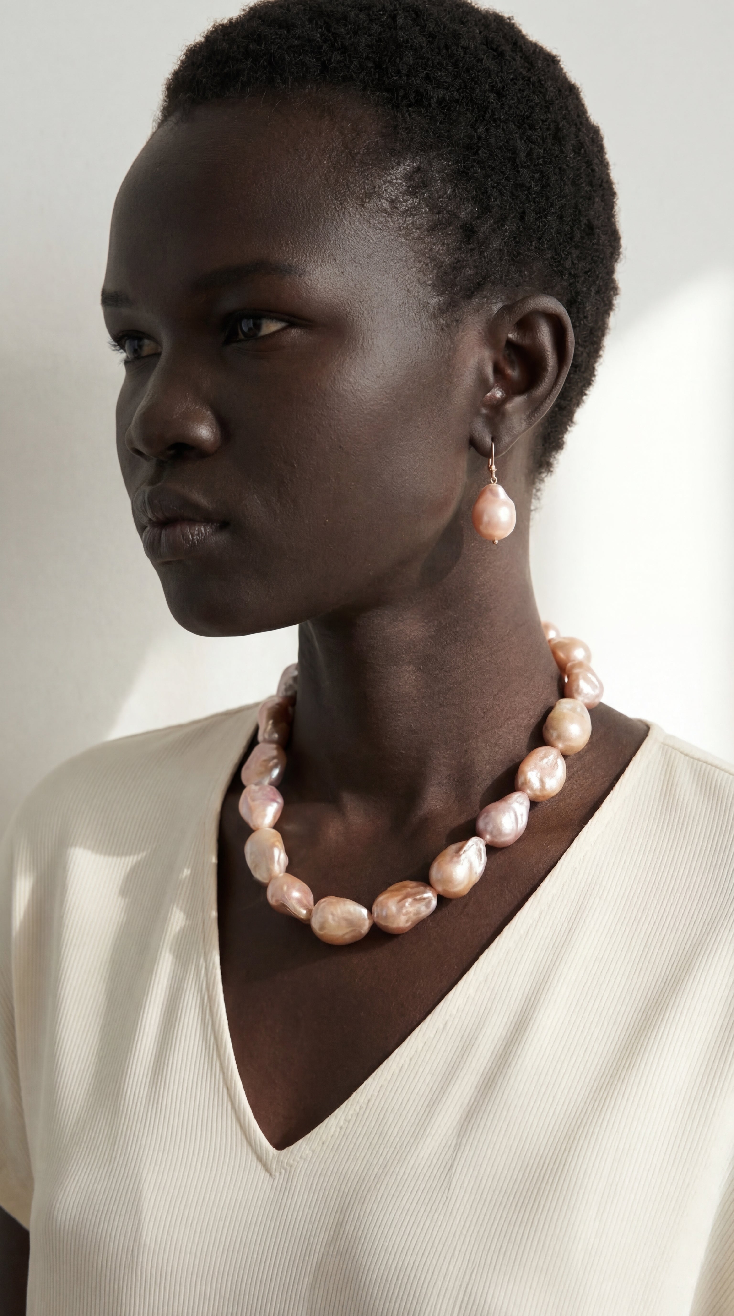 FREYA BAROQUE PEARL NECKLACE