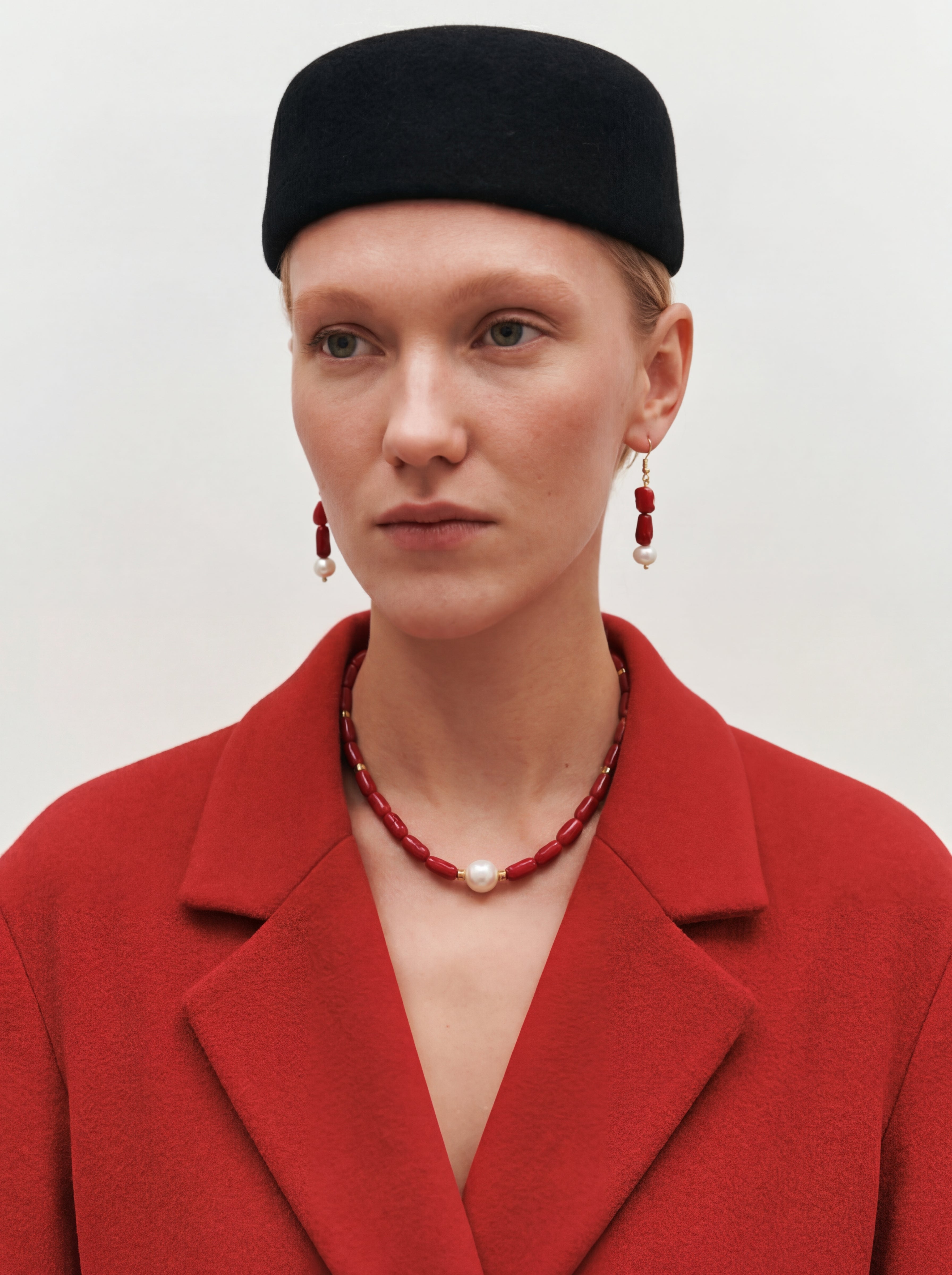 ASYMMETRIC BARLEY PEARL EARRINGS