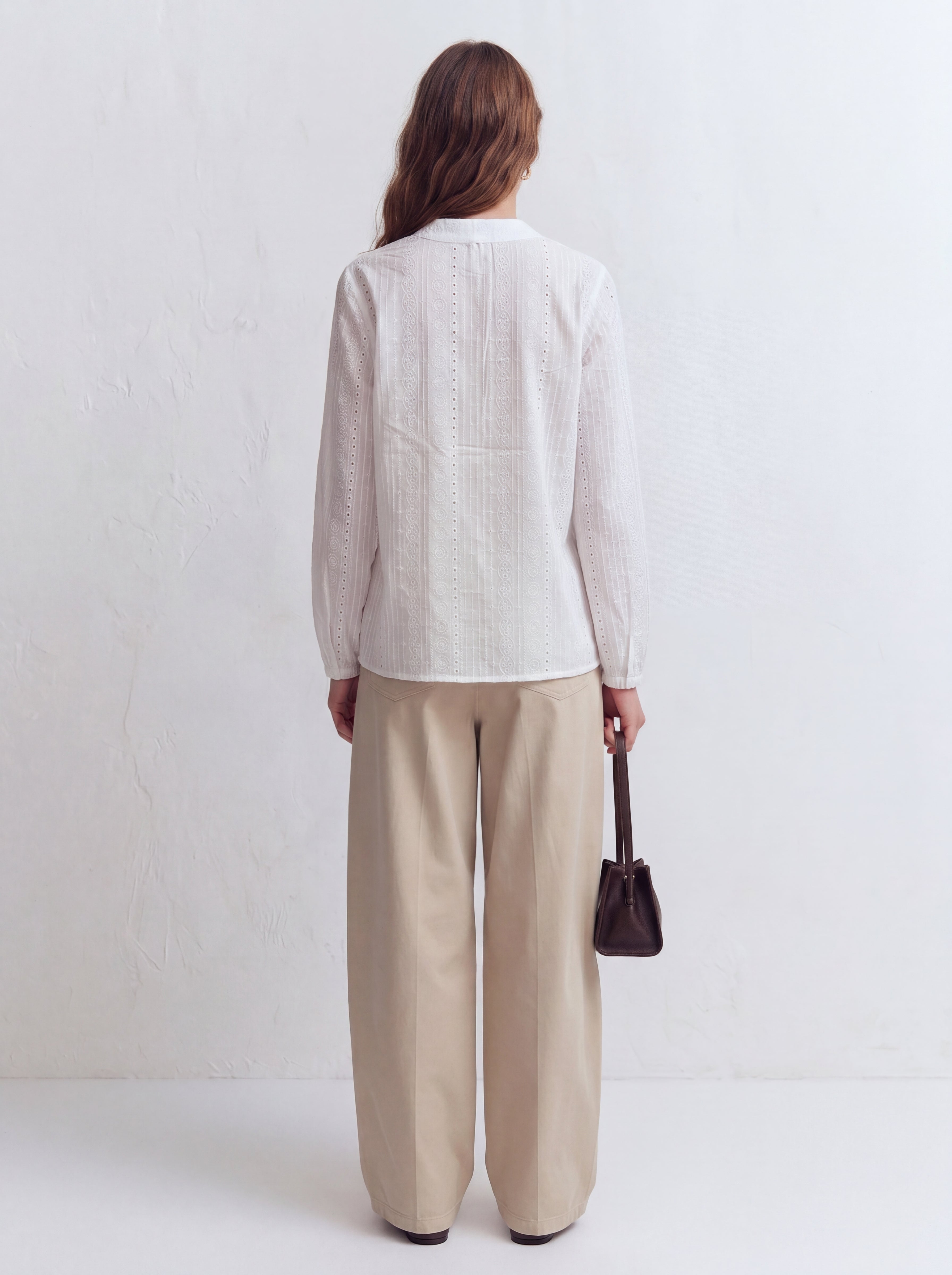 EDITH STANDARD COLLAR HOLE HEAT SHIRT