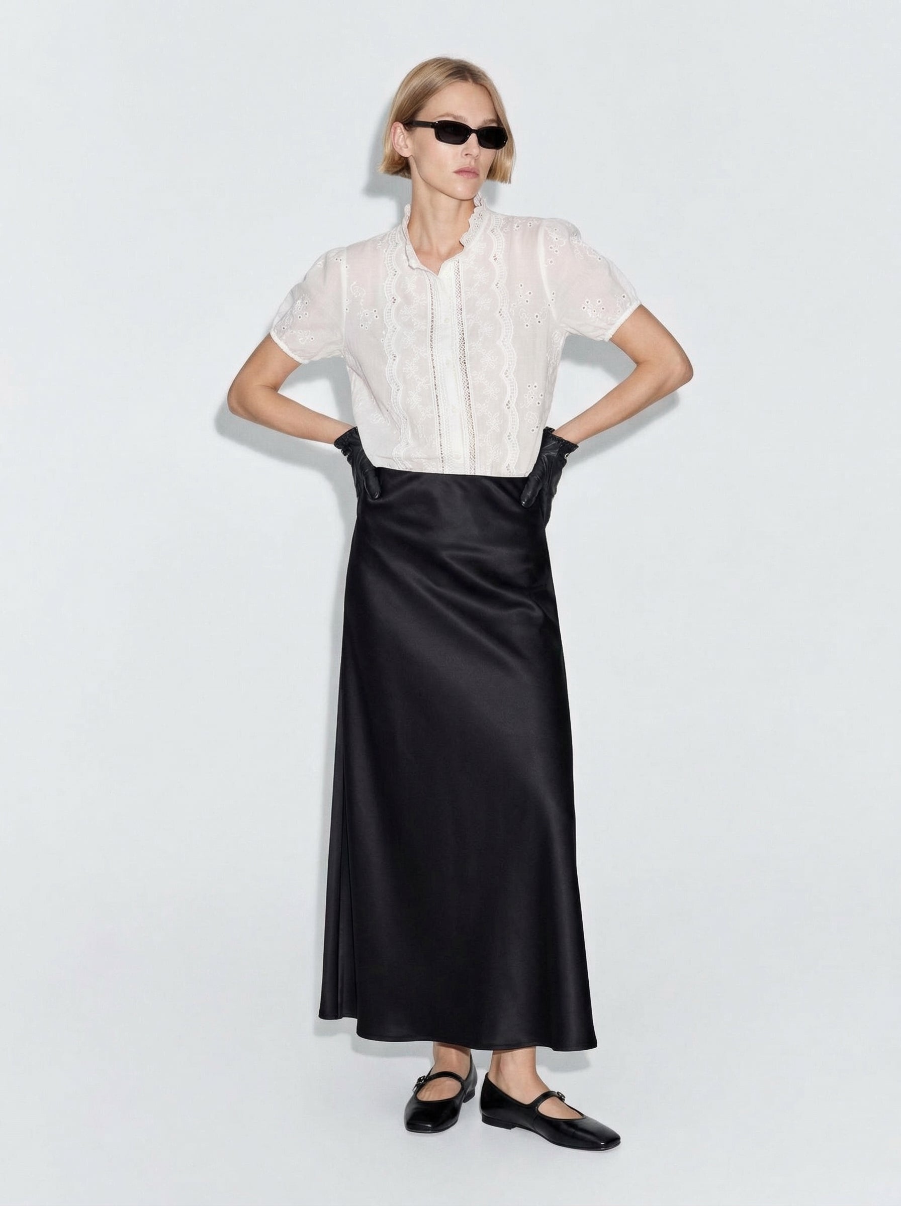 SATIN MIDI SKIRT BLACK