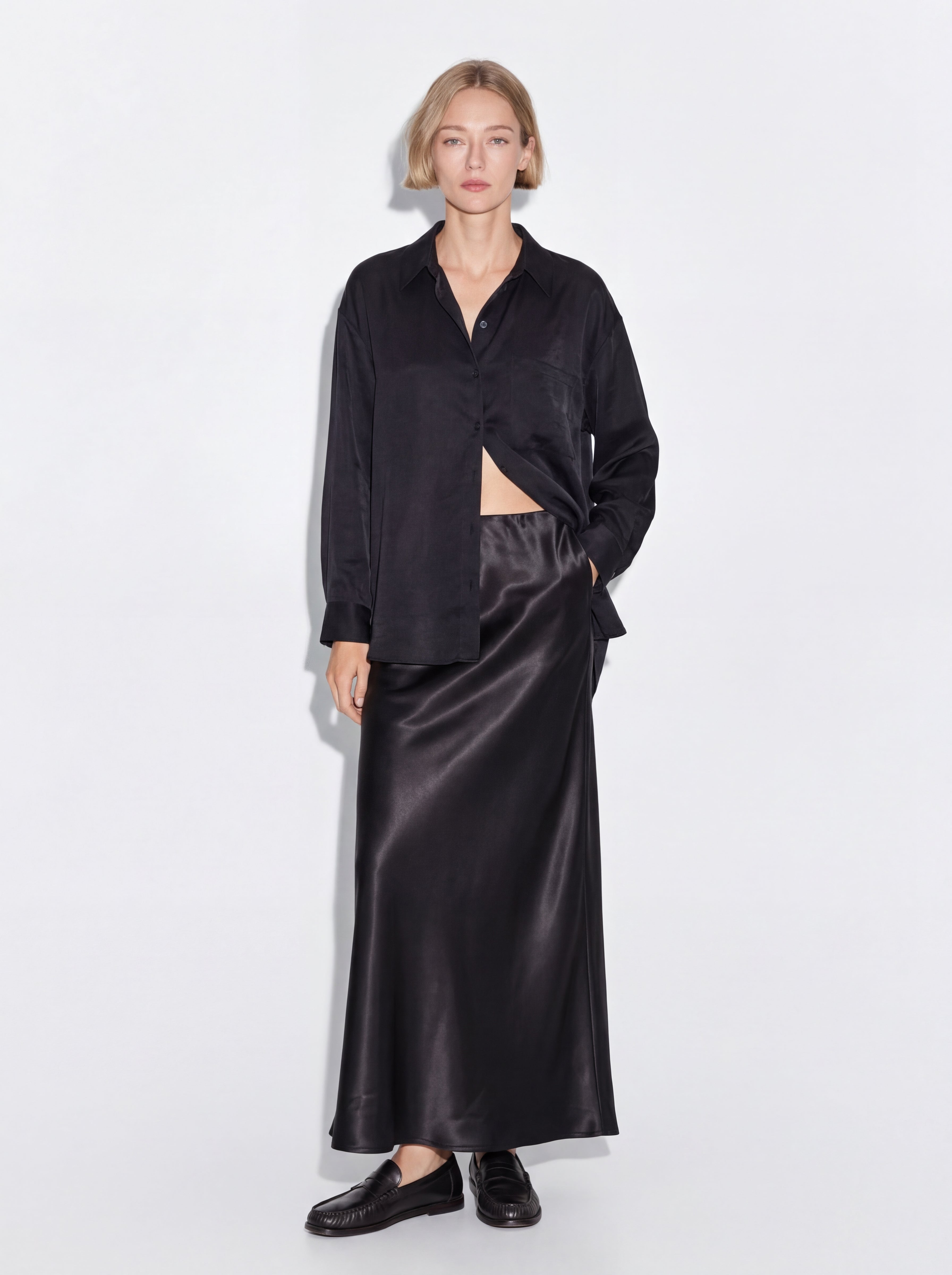 SATIN MIDI SKIRT BLACK