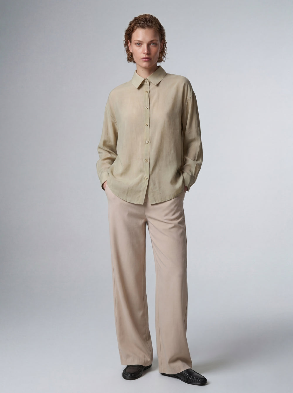 DOKUMLU TENSEL GOMLEK KUF YESIL