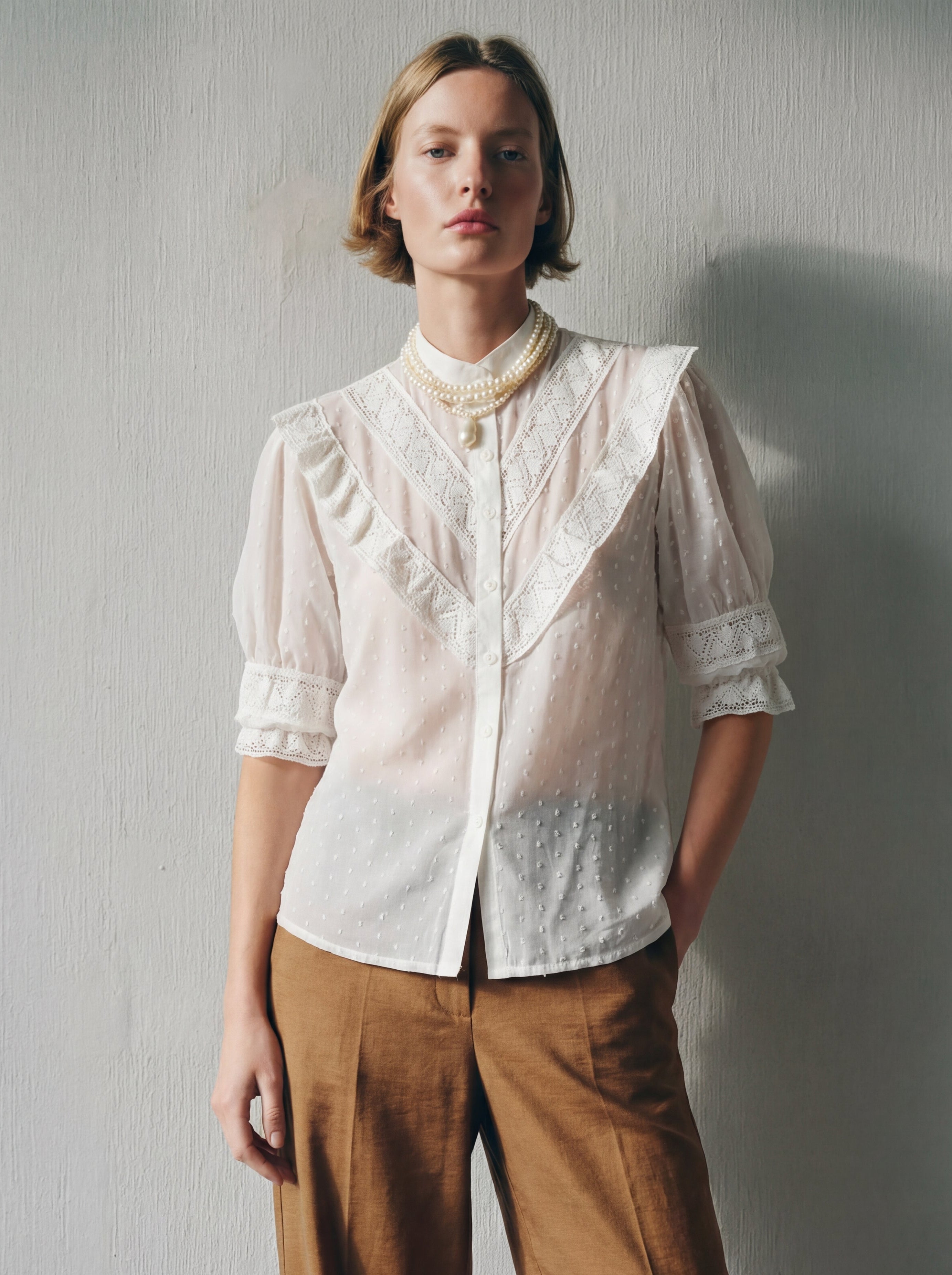 CLARA DANTELLI GOMLEK