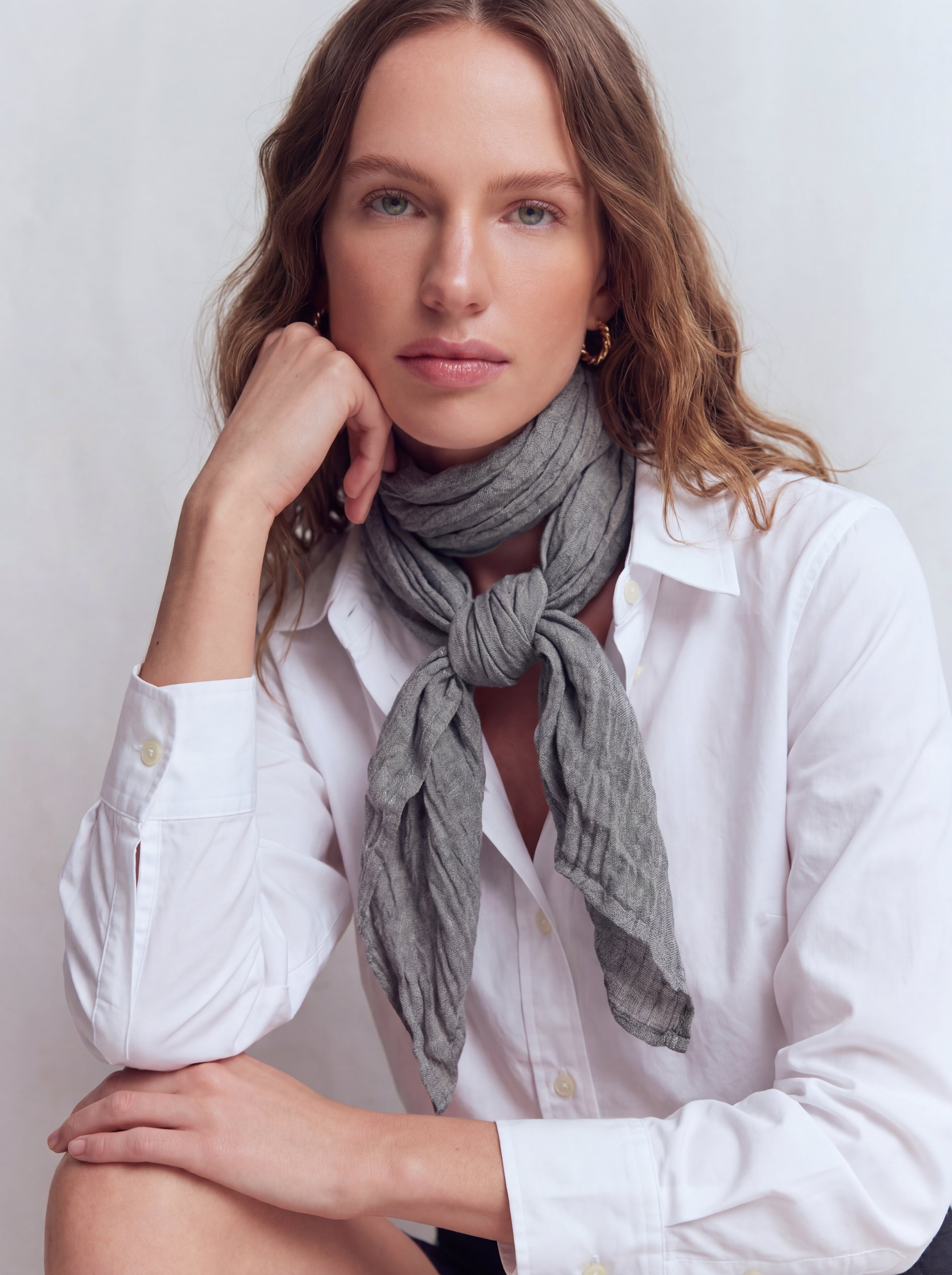 SOFT GREY ORGANIK PAMUK KARE FULAR