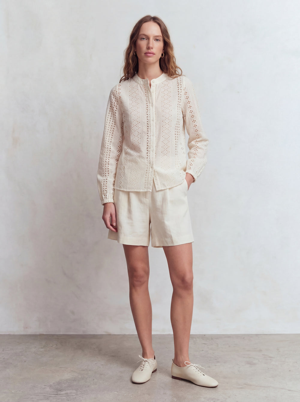 EDITH HAKIM YAKA DELIK ISI GOMLEK