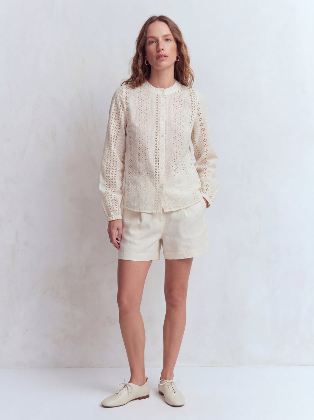 EDITH HAKIM YAKA DELIK ISI GOMLEK